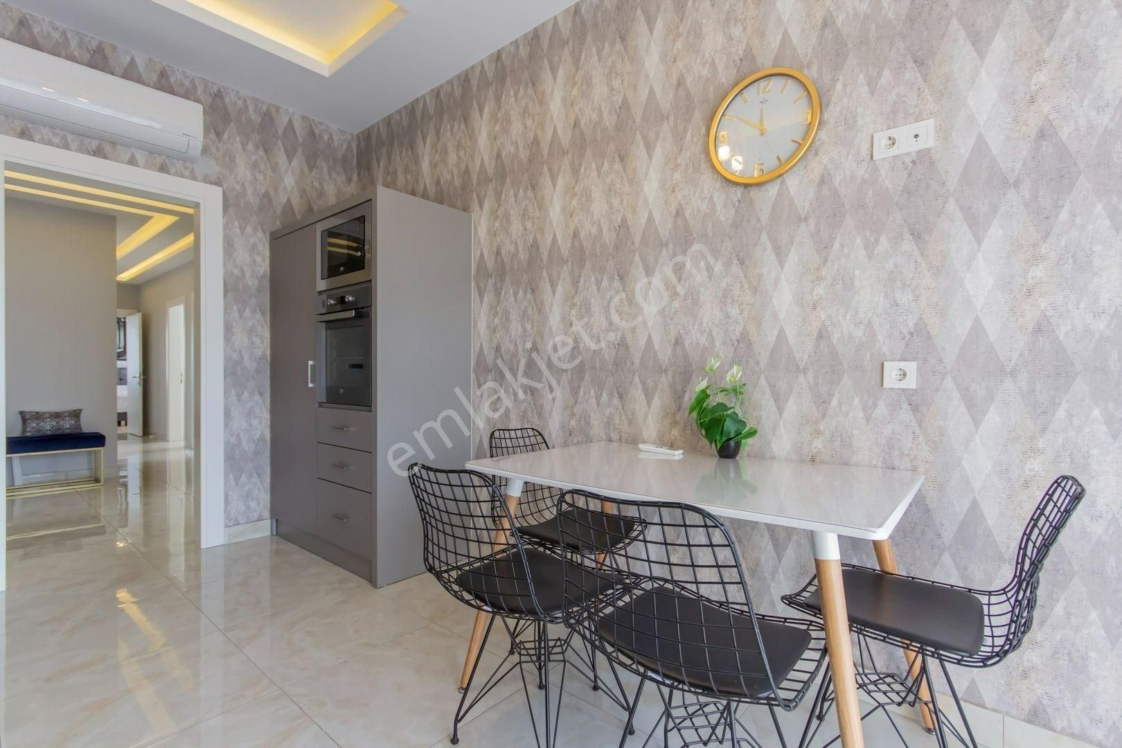 Alanya / Mahmutlar’da Lüks Eşyalı 3+1 | Merkezi Konumda Satılık Daire - Görsel 8
