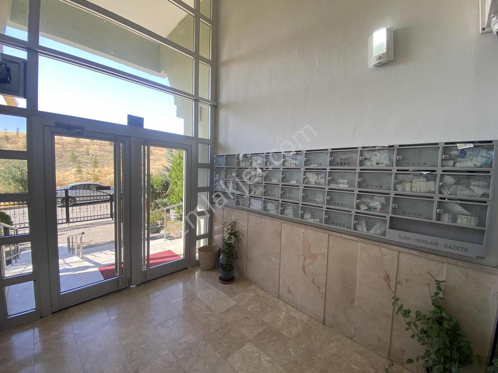 Turkuaz Nilüfer Adası'nda Arkat 2 + 1 - Görsel 3