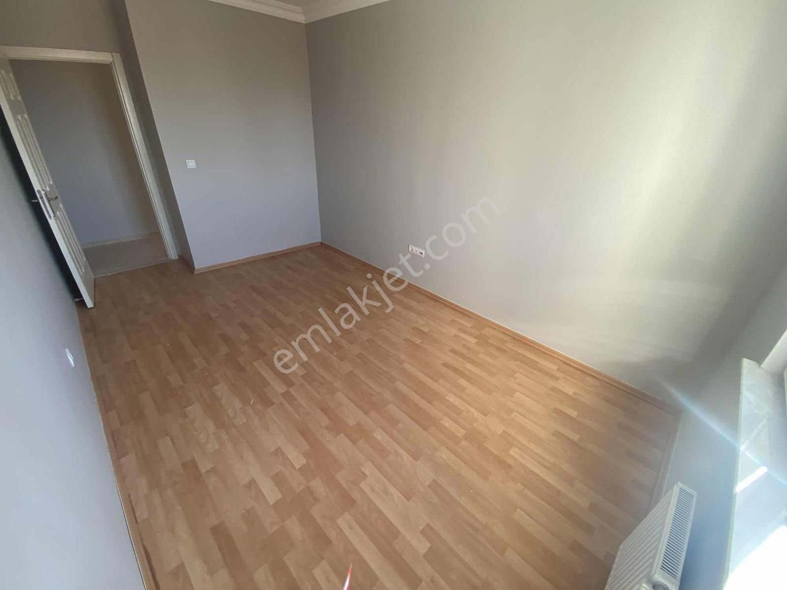 Turkuazda Sıfır Dolaplı Ve Sıfır Boyalı 4+1 - Görsel 24