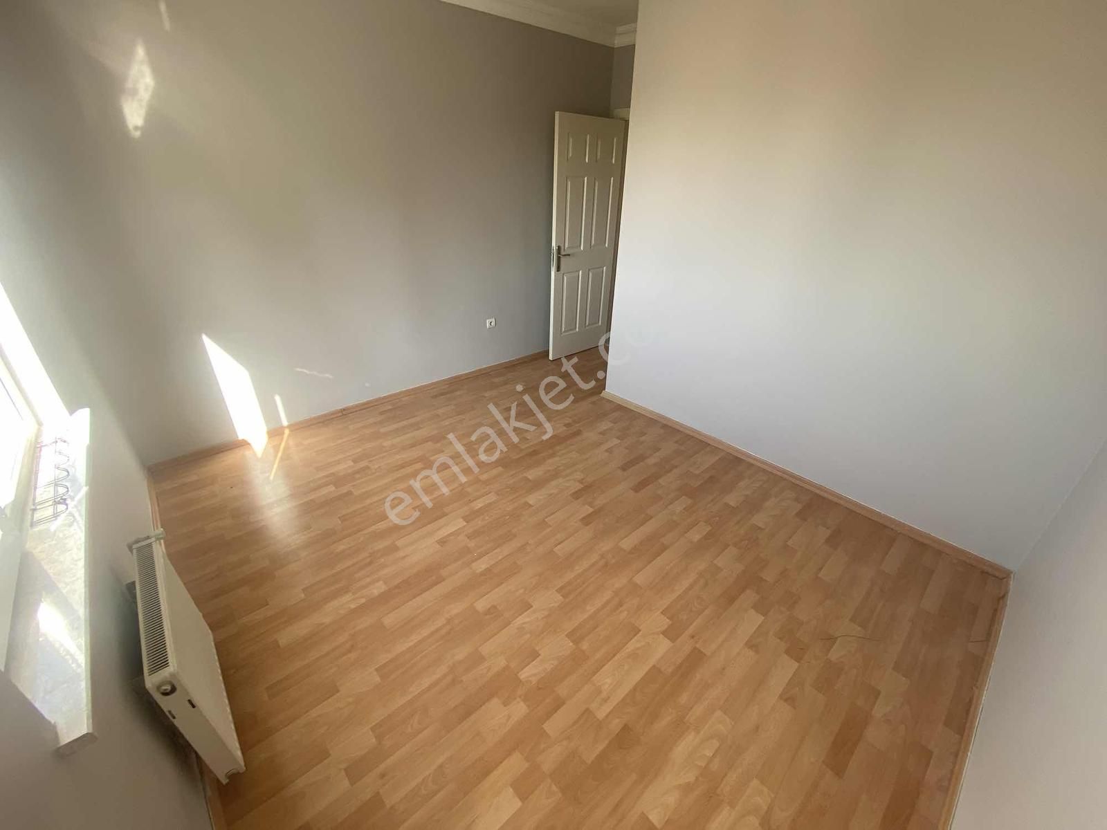 Turkuazda Sıfır Dolaplı Ve Sıfır Boyalı 4+1 - Görsel 4