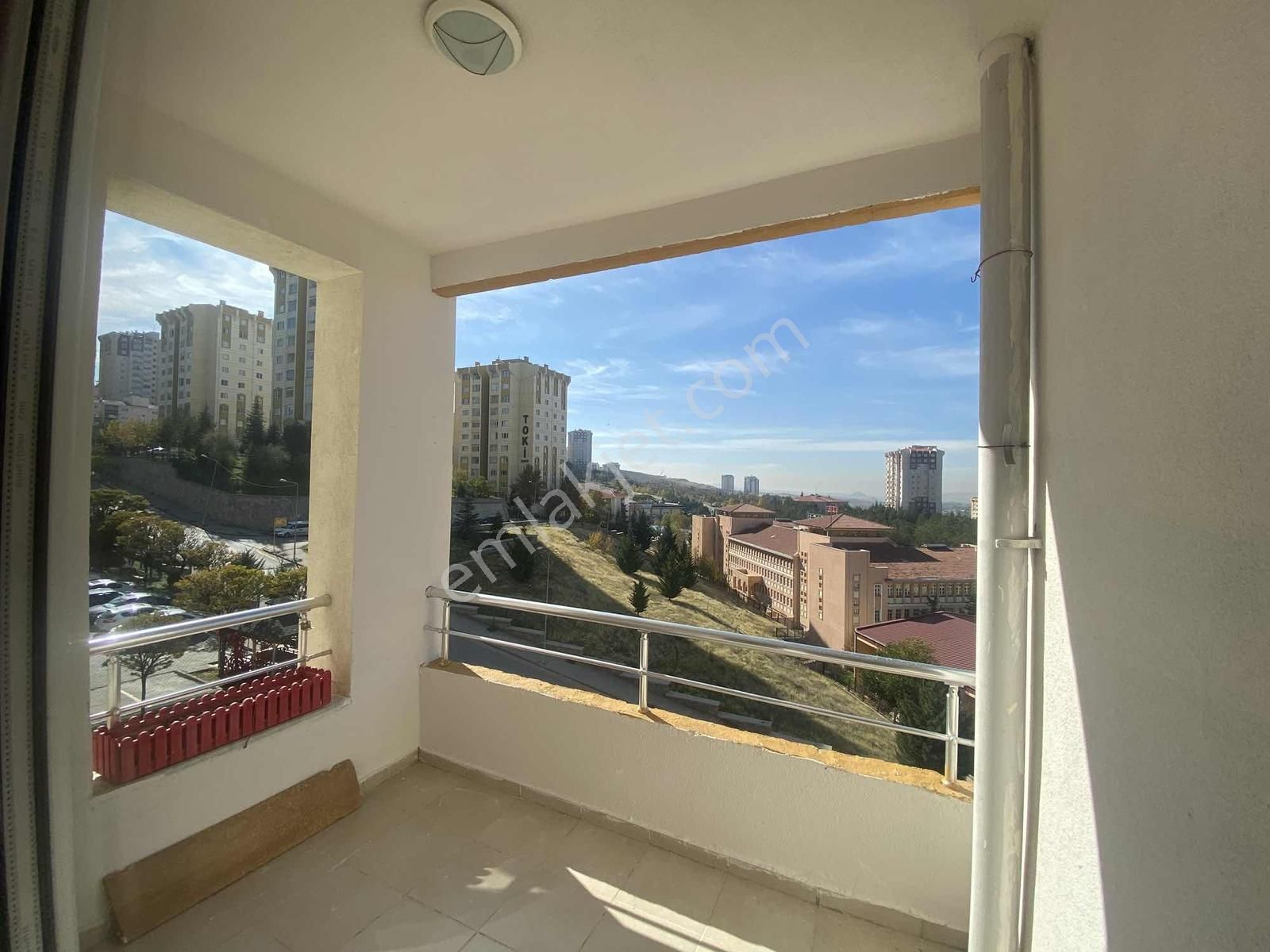 Turkuazda Sıfır Dolaplı Ve Sıfır Boyalı 4+1 - Görsel 27