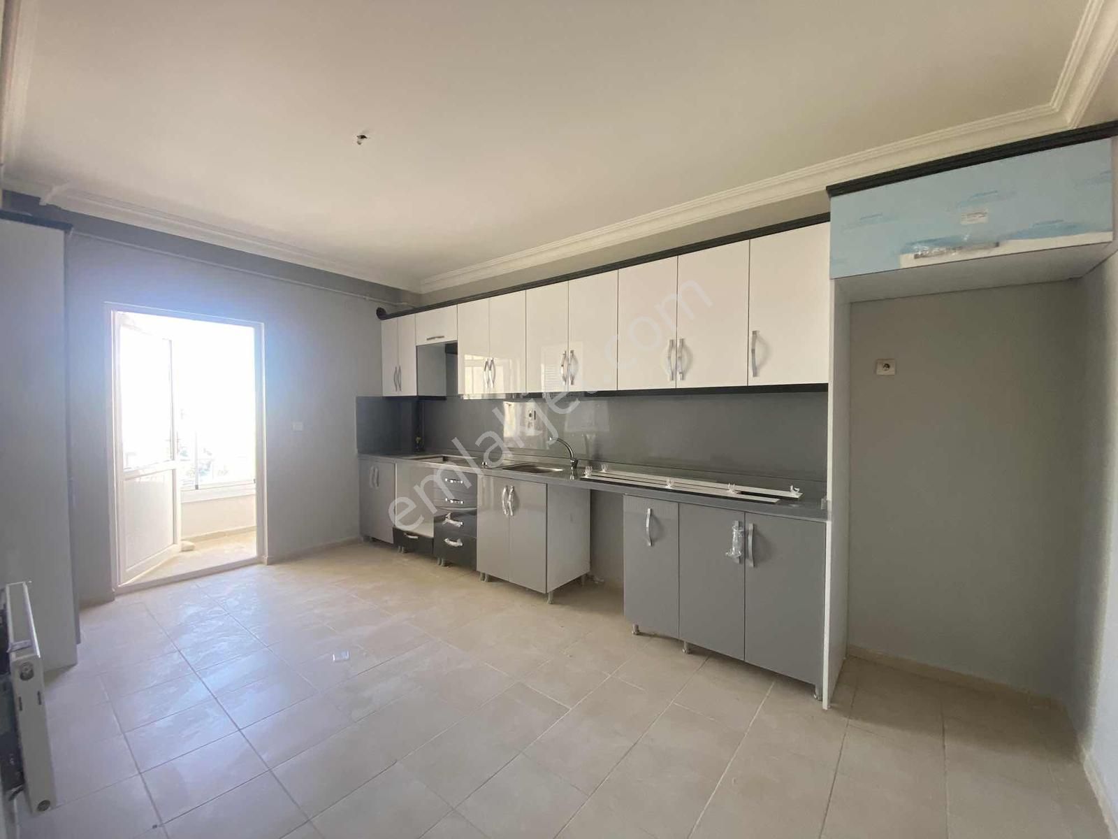 Turkuazda Sıfır Dolaplı Ve Sıfır Boyalı 4+1 - Görsel 15