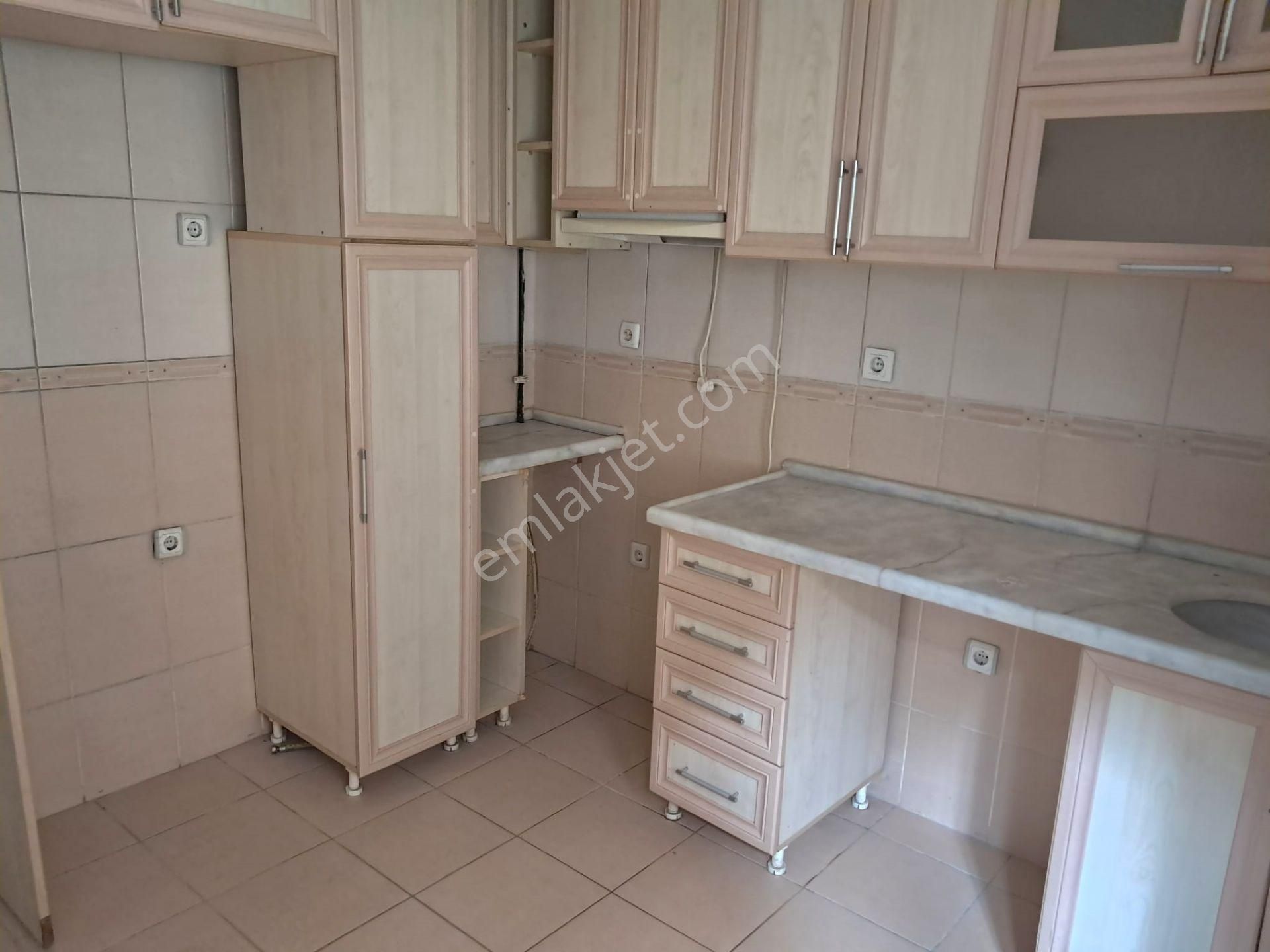 Beştepe De Bahçe Çıkışlı Masarafsız Yapılı 3+1 Kiralık Daire