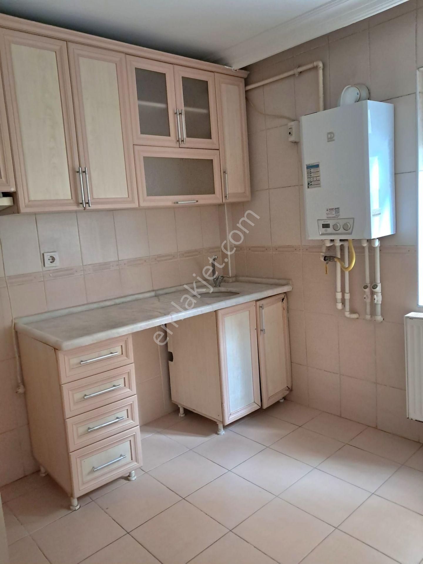 Beştepe De Bahçe Çıkışlı Masarafsız Yapılı 3+1 Kiralık Daire - Görsel 5