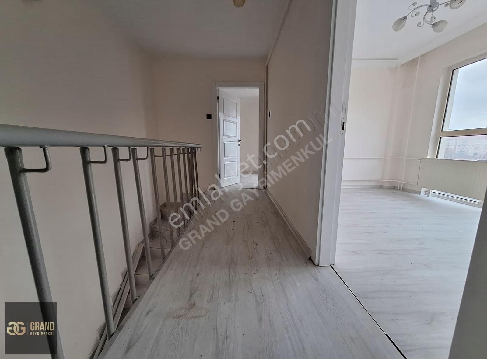 Eryaman 3.etap - Site İçerisinde Full Yapılı 3+1 Kiralık Dubleks - Görsel 22