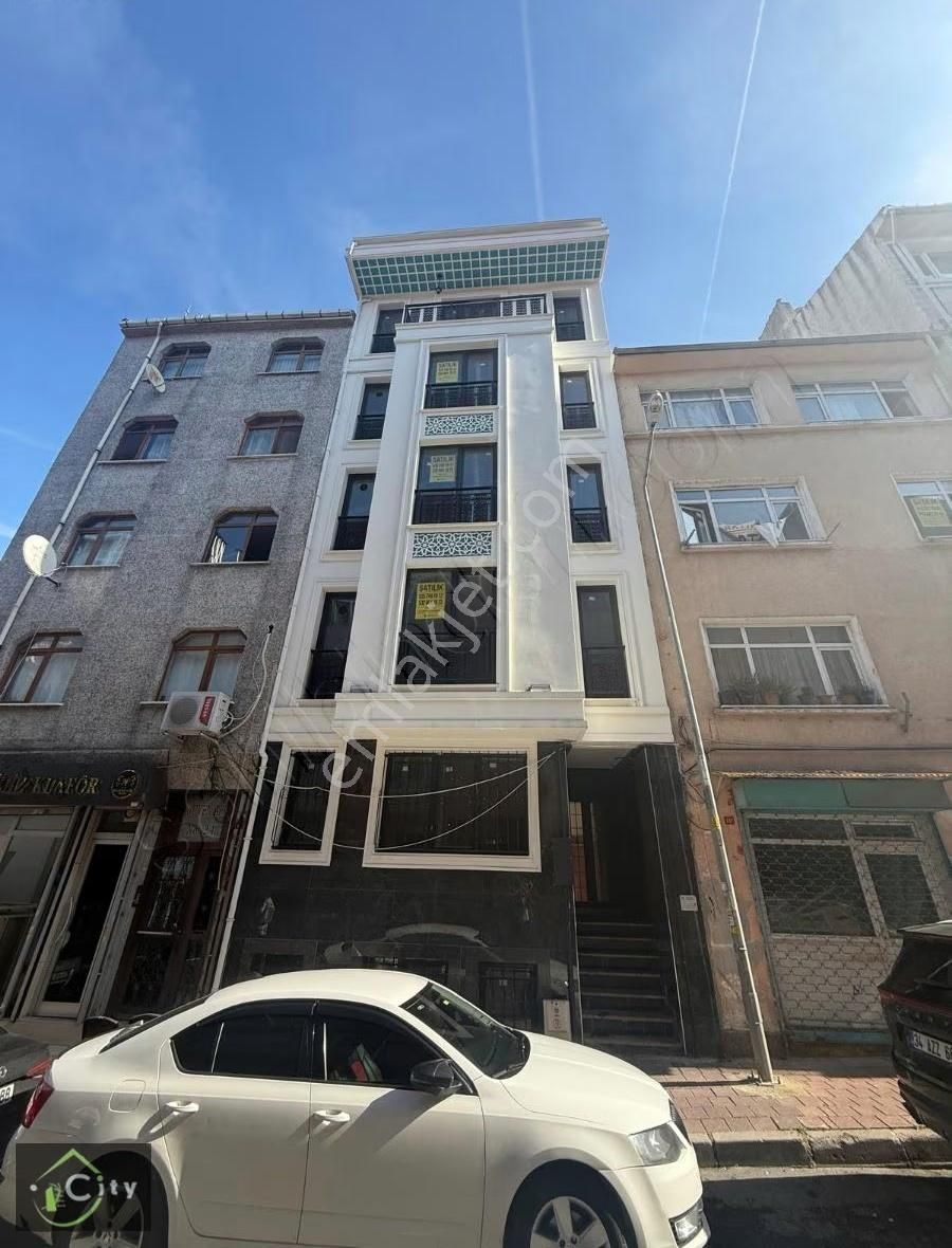 Hasekitramvay Durağı Yanin Satılık Sıfır Daire