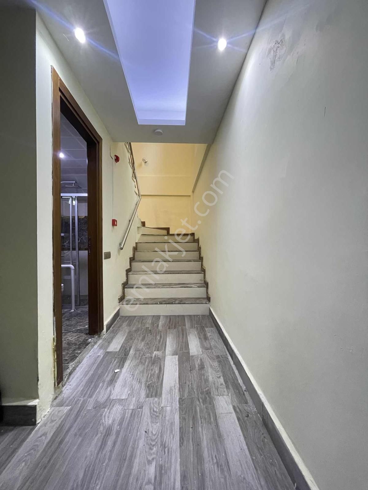 Adana Çukurova Karslılarda Prestijli Çok Amaçlı Bahçe Dubleksi - Görsel 26
