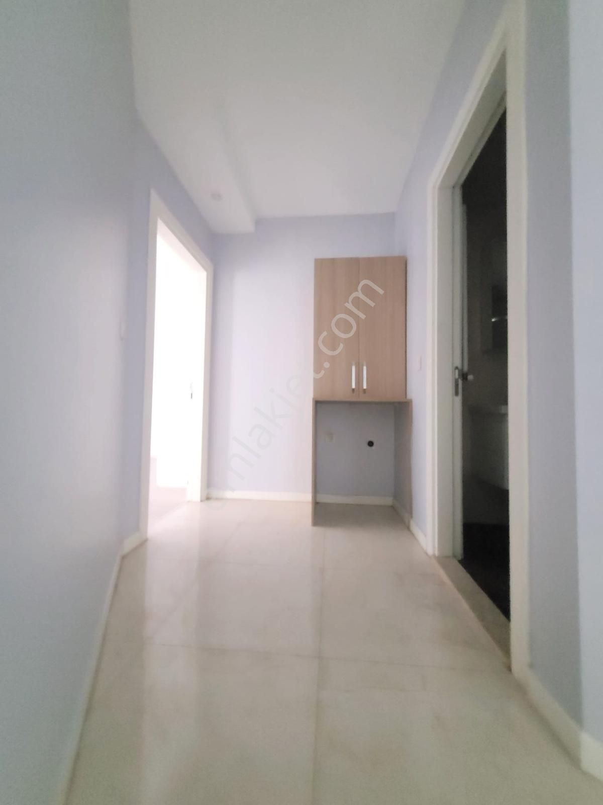 Yüzüncüyıl'da 16. Kat, Havuzlu Güvenlikli Site İçinde Kiralık - Görsel 24