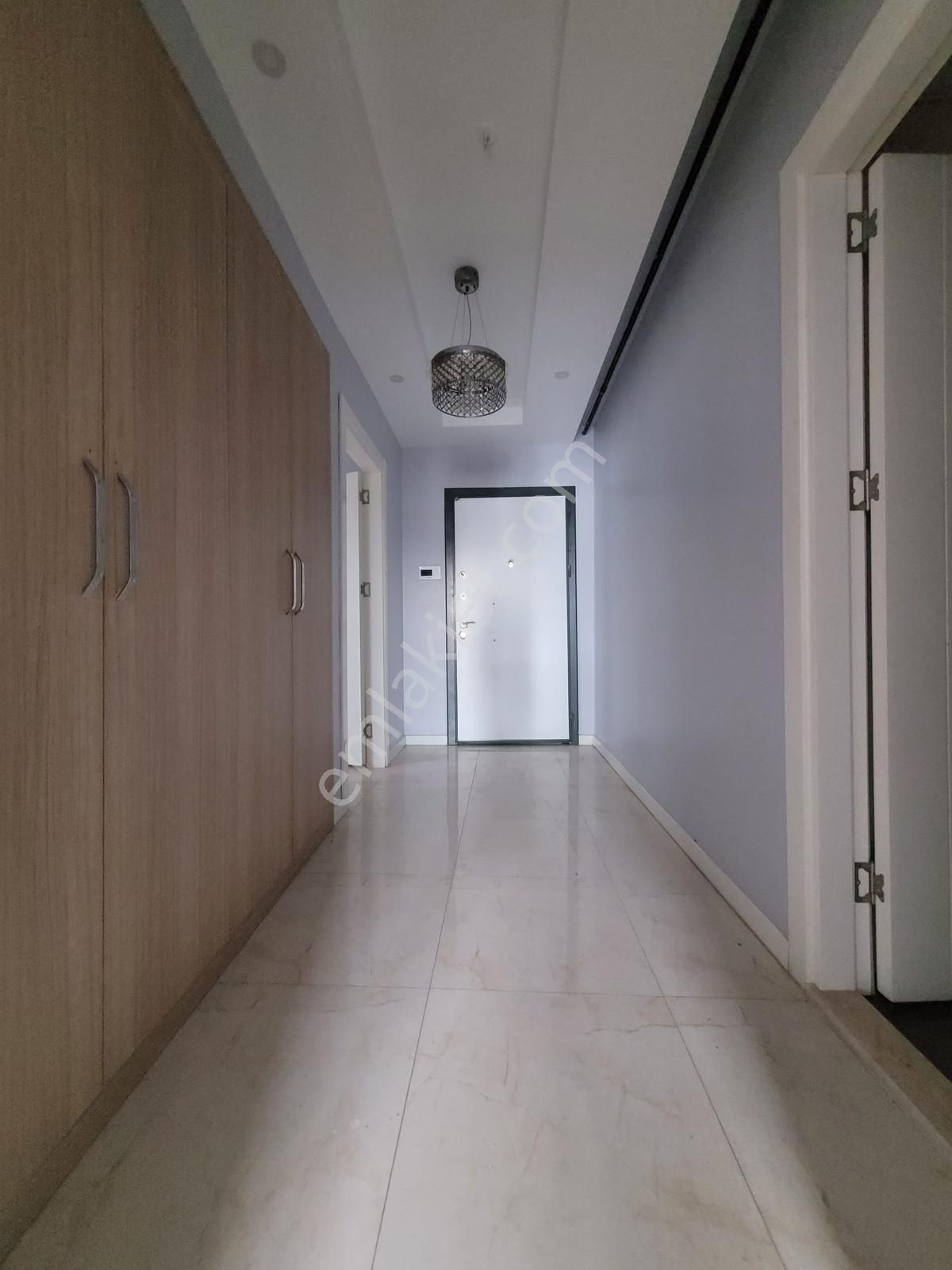 Yüzüncüyıl'da 16. Kat, Havuzlu Güvenlikli Site İçinde Kiralık - Görsel 26