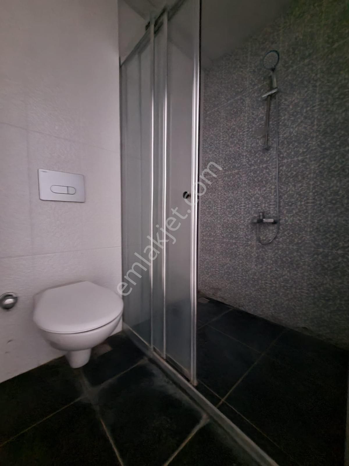 Yüzüncüyıl'da 16. Kat, Havuzlu Güvenlikli Site İçinde Kiralık - Görsel 32