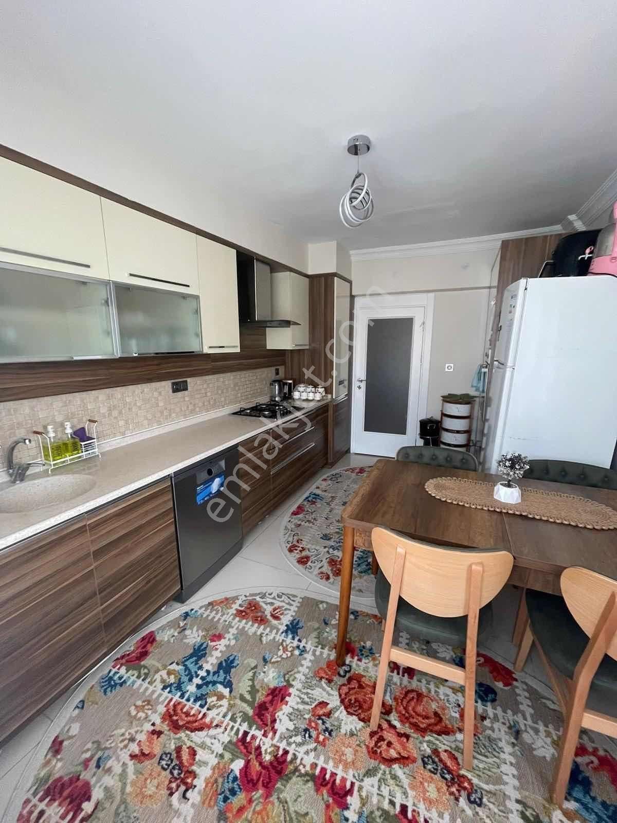 Bozoklu Emlaktan Dumlupınar Mah En Güzel Yerinde 3+1 Daire - Görsel 8