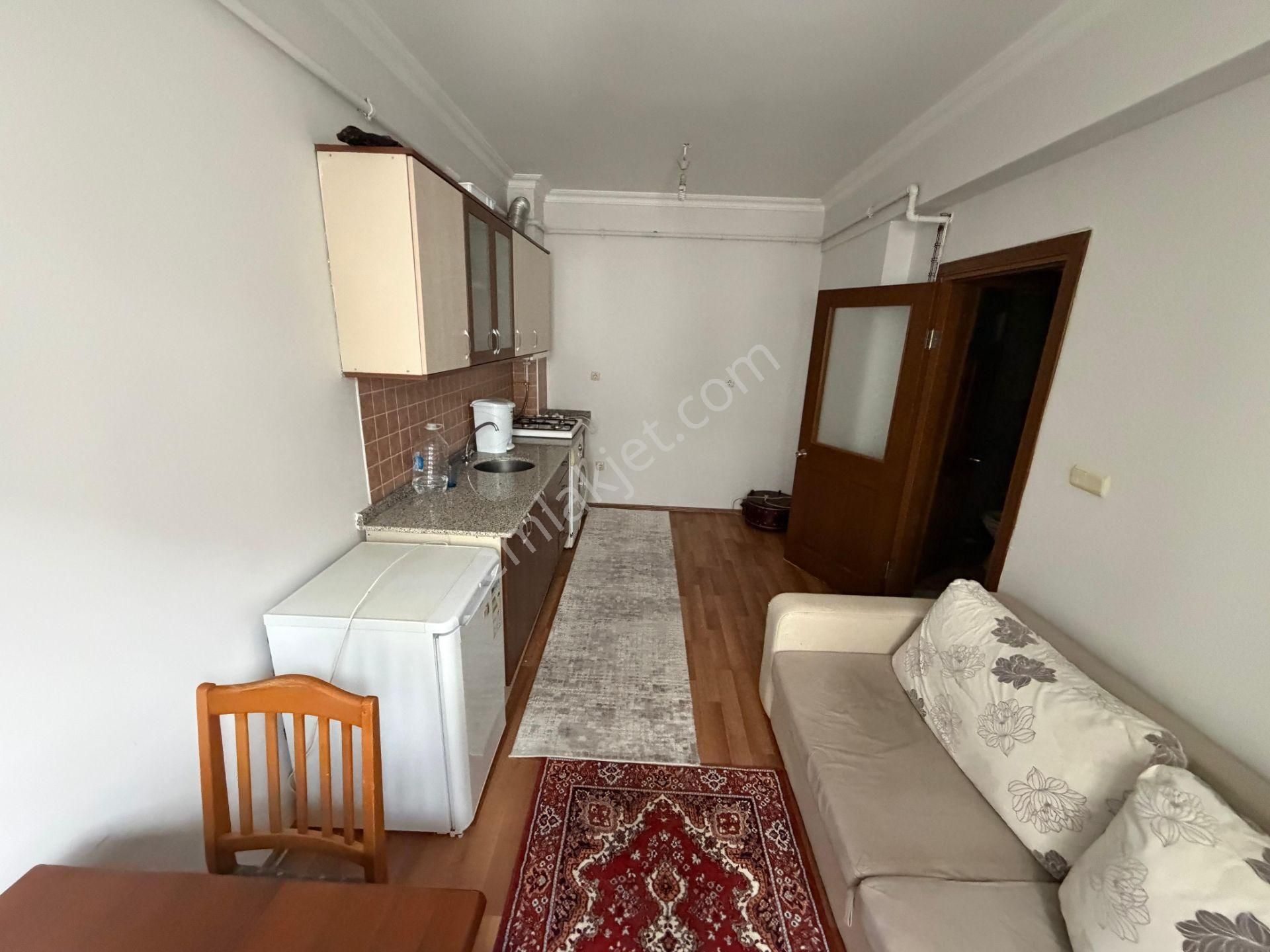 Akademi Emlak'tan Espark Yakını Amerikan Mutfaklı Eşyalı 1+1