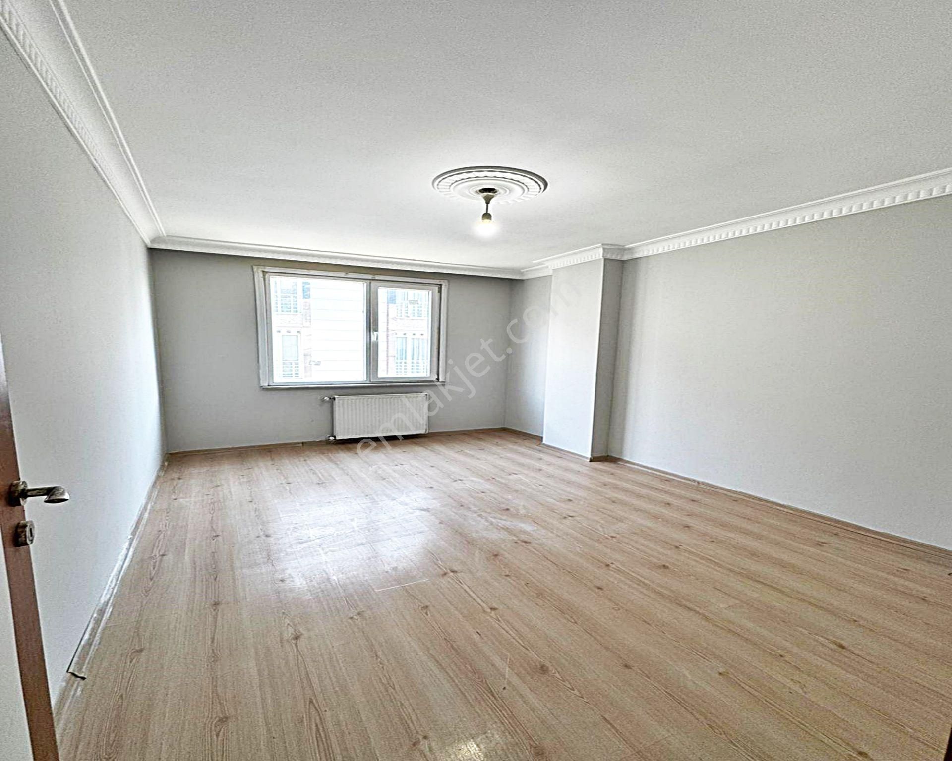 Meydana Hastahaneye Caddeye Yakın 3+1 Temiz 145m2 Satılık Daire - Görsel 3
