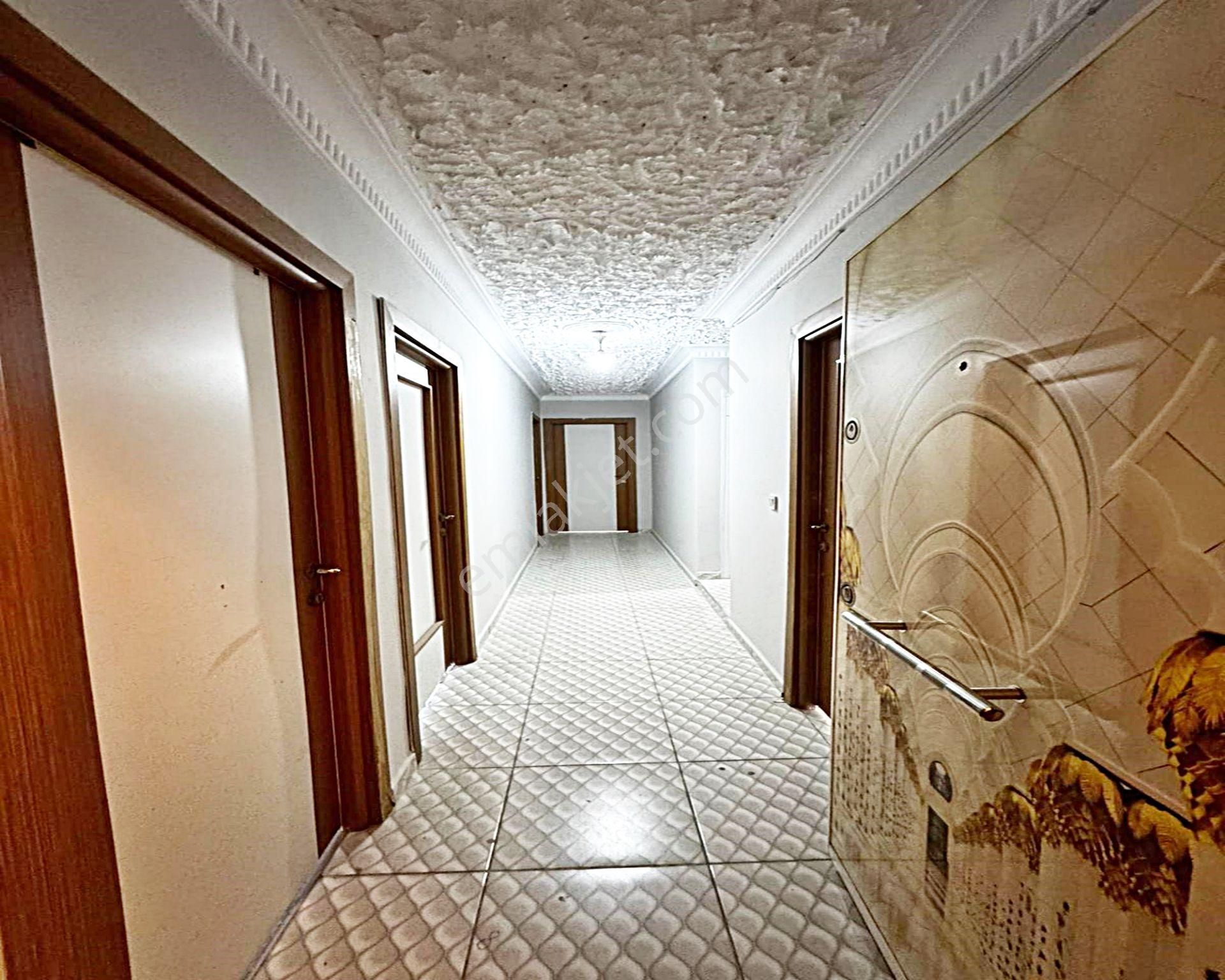 Meydana Hastahaneye Caddeye Yakın 3+1 Temiz 145m2 Satılık Daire - Görsel 12