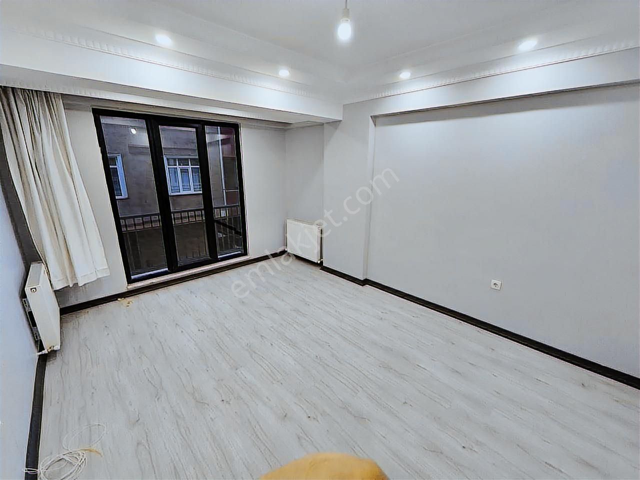 Satılık Bağcılar Güneşli Hürriyet Mah. 2+1 80m2 Sıfır Daire !!!
