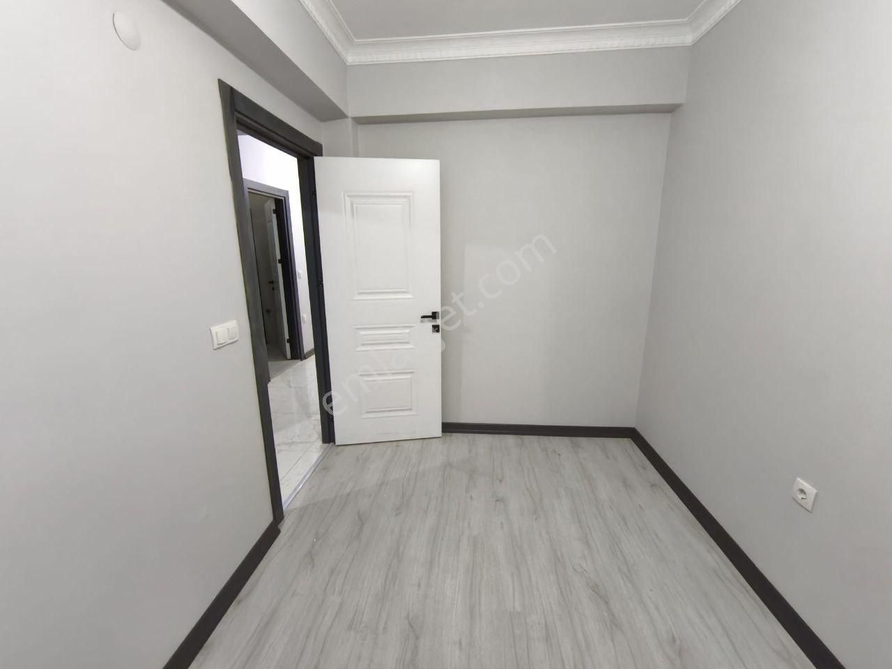 Satılık Bağcılar Güneşli Hürriyet Mah. 2+1 80m2 Sıfır Daire !!! - Görsel 12