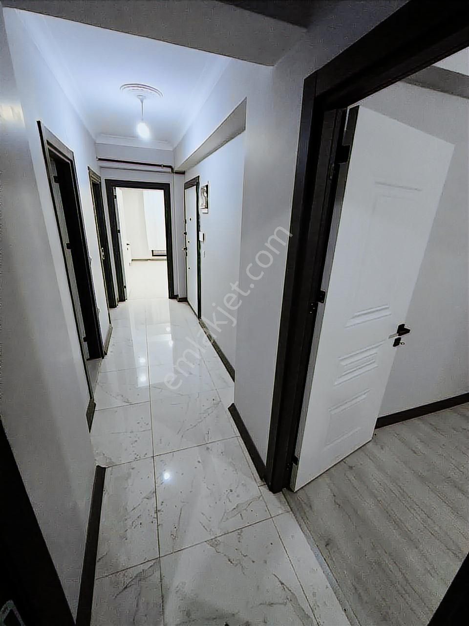 Satılık Bağcılar Güneşli Hürriyet Mah. 2+1 80m2 Sıfır Daire !!! - Görsel 2