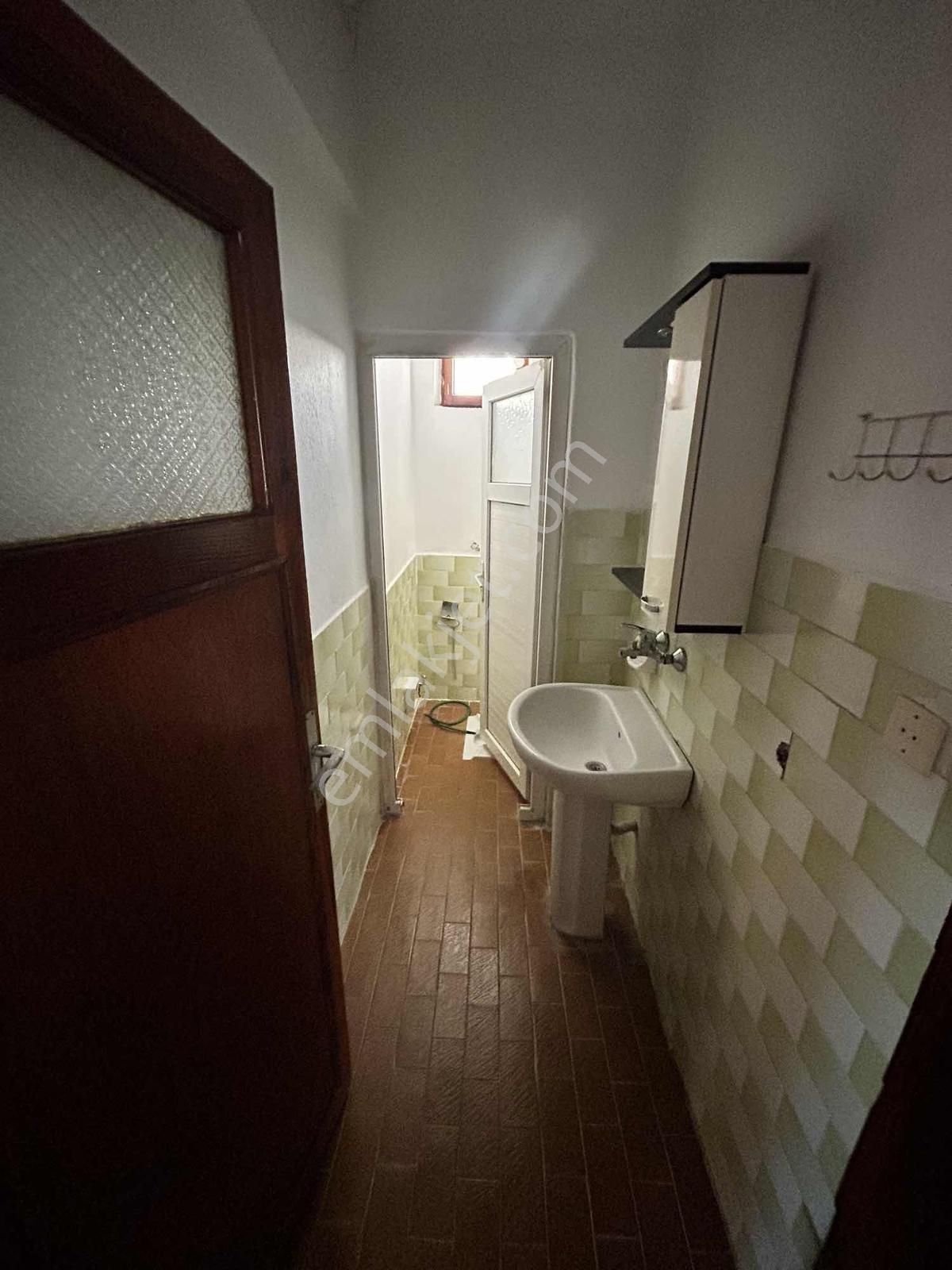 Yukarıpazarcı Mahallesi 3+1 3. Kat Kiralık Daire - Görsel 24