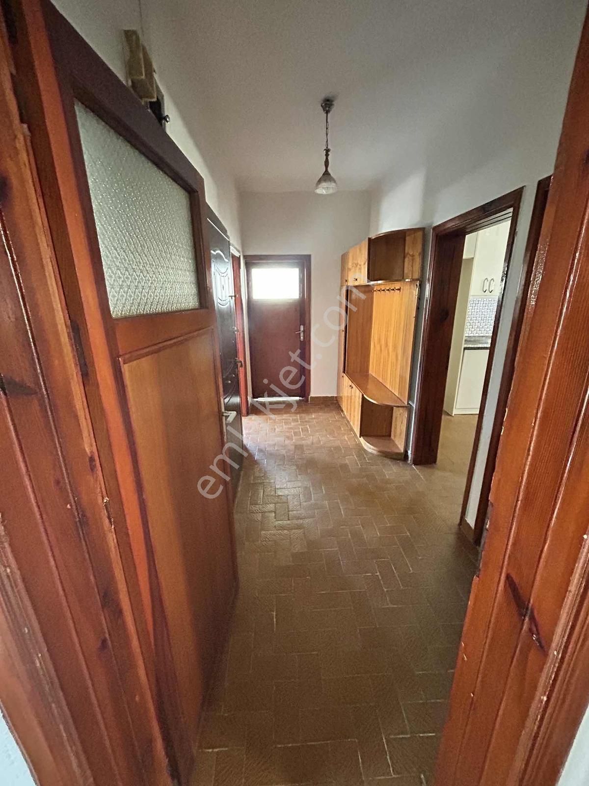 Yukarıpazarcı Mahallesi 3+1 3. Kat Kiralık Daire - Görsel 8