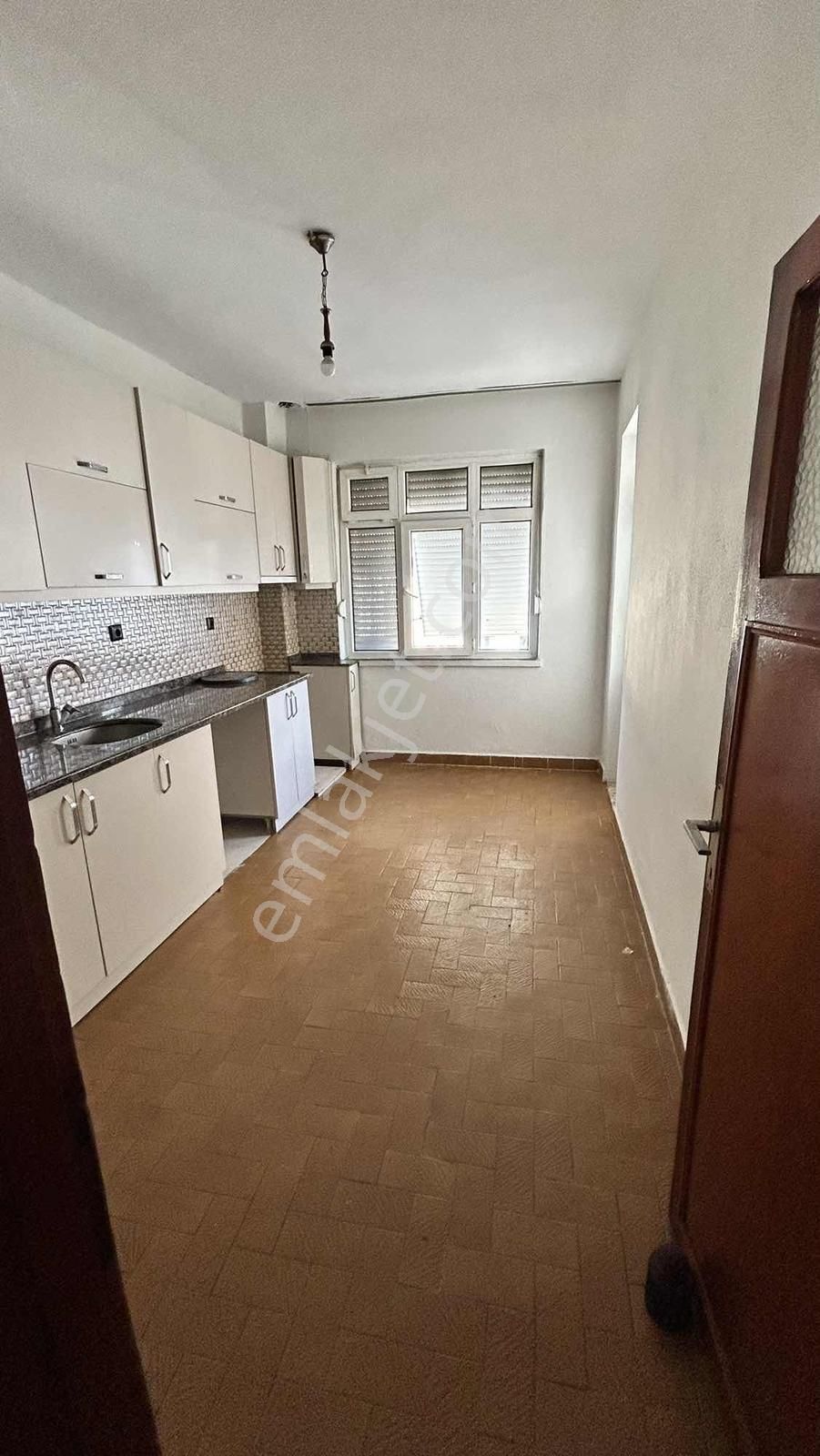 Yukarıpazarcı Mahallesi 3+1 3. Kat Kiralık Daire - Görsel 4