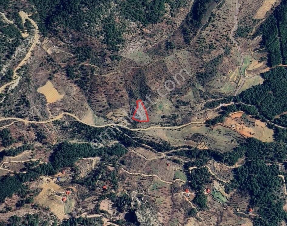 Karatepede Yola Cepheli 8.516 M² Tarla - Görsel 8