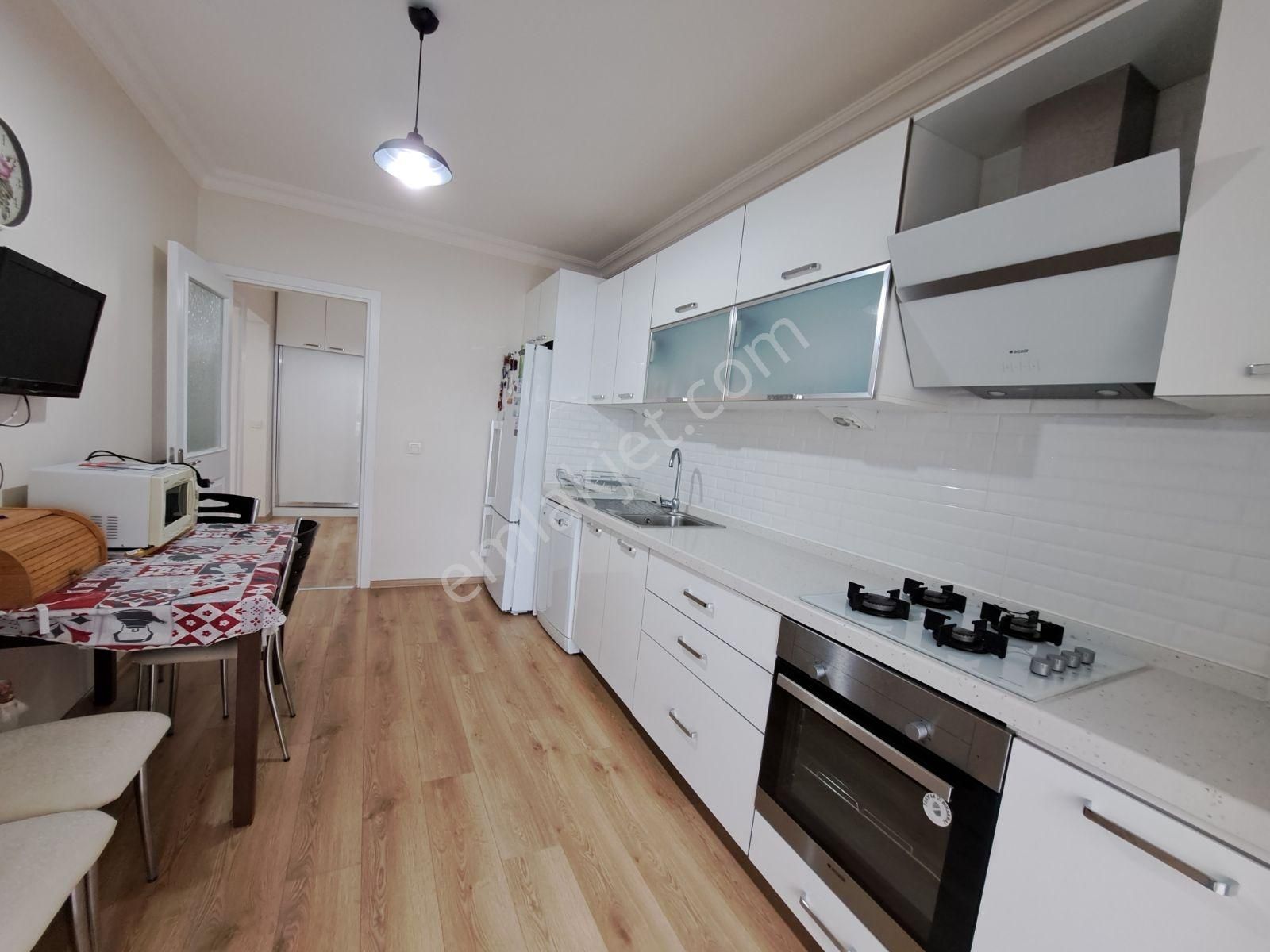 Turkuaz'da Full Yapılı Boş Satılık 3+1 - Görsel 24