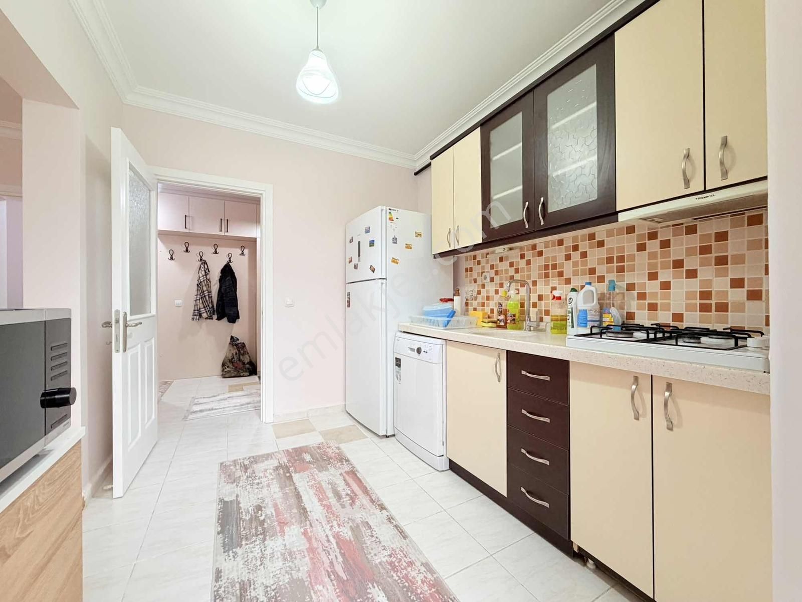 Turkuaz B2-3 Blokta Full Eşyalı Bakımlı 2+1 - Görsel 20