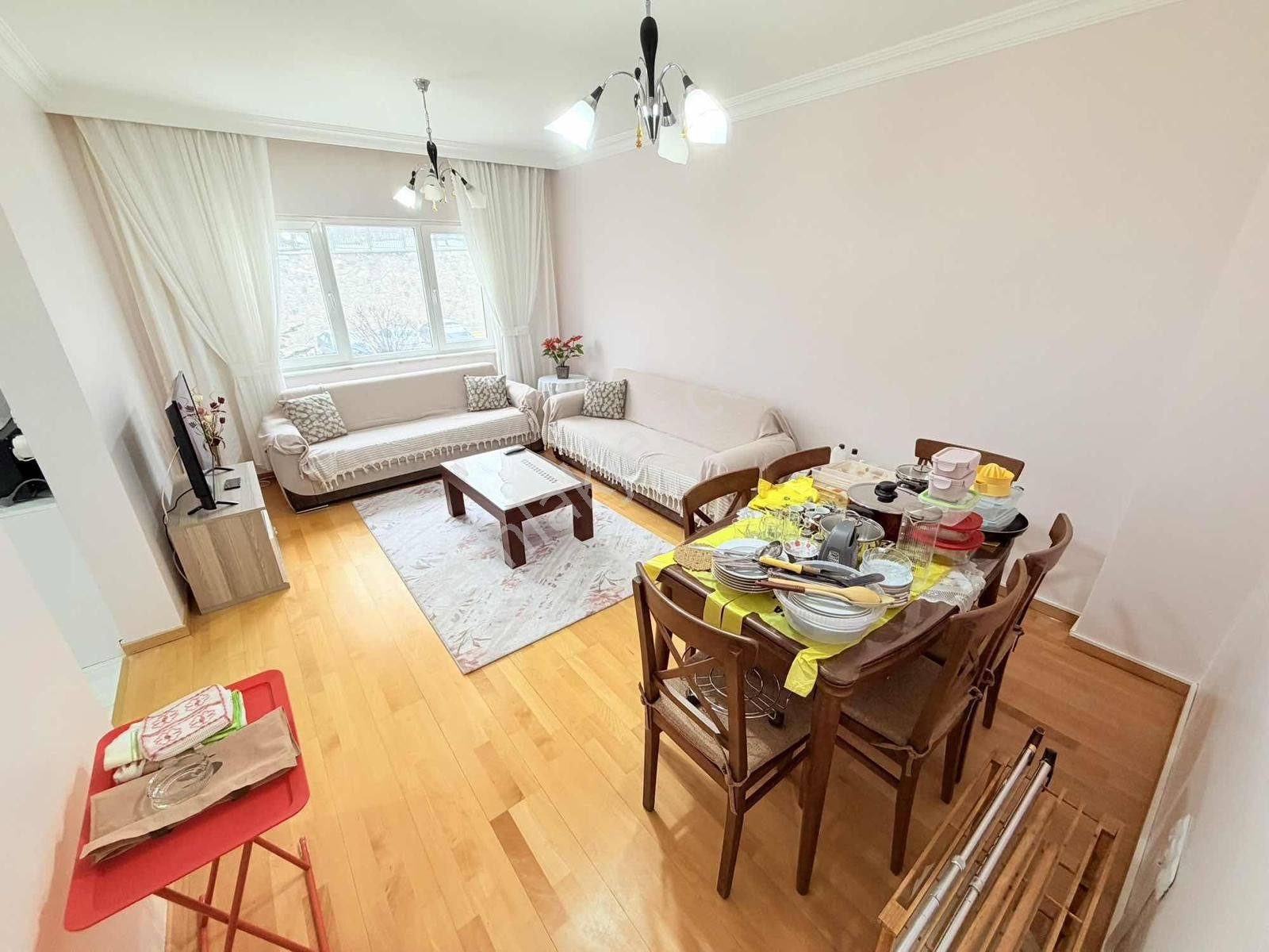 Turkuaz B2-3 Blokta Full Eşyalı Bakımlı 2+1 - Görsel 12