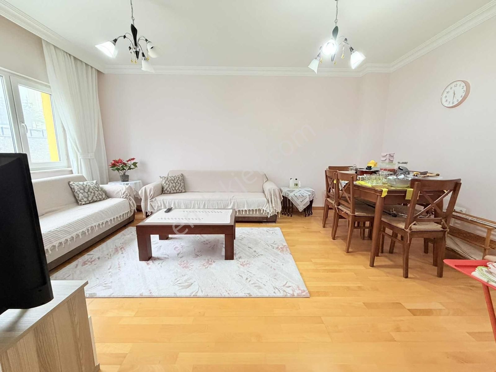 Turkuaz B2-3 Blokta Full Eşyalı Bakımlı 2+1 - Görsel 3