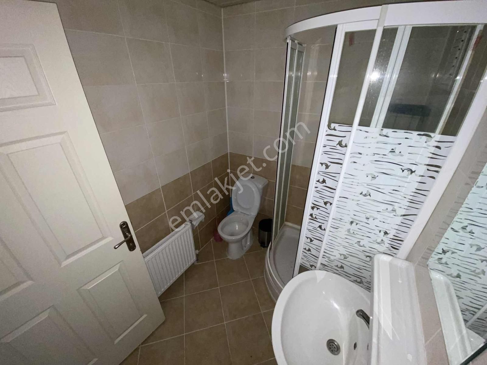 Turkuazda Ticaret Merkezi Yakını Manzaralı 2+1 - Görsel 20