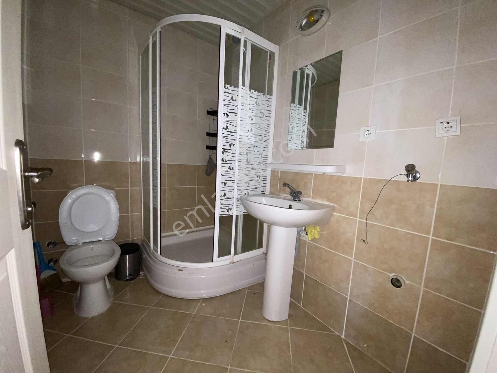 Turkuazda Ticaret Merkezi Yakını Manzaralı 2+1 - Görsel 13