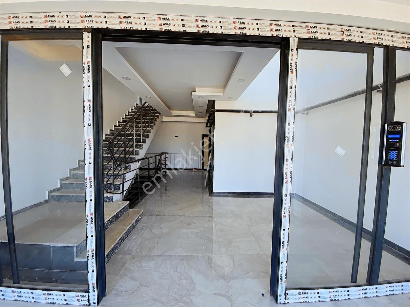 Taşpınar Erbo Sitesinde Kapalı Otoparklı 1+1 - Görsel 10