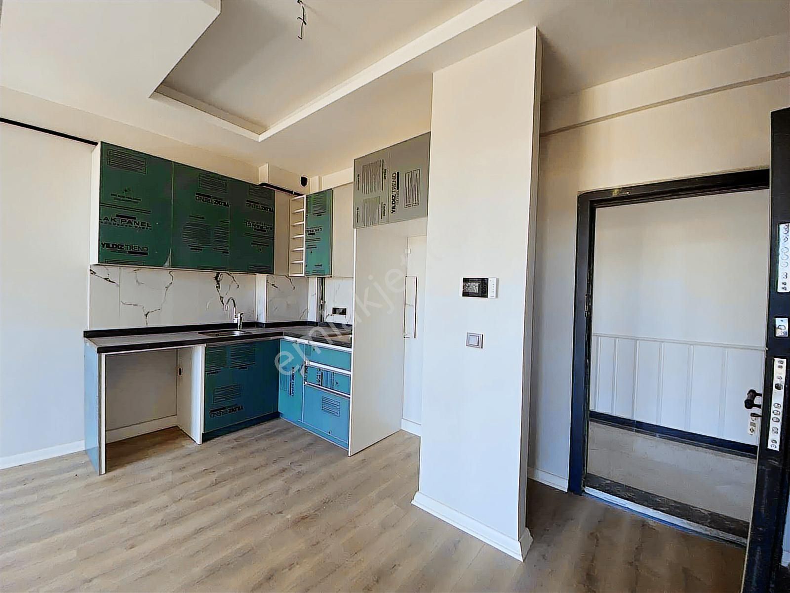 Taşpınar Erbo Sitesinde Kapalı Otoparklı 1+1 - Görsel 15