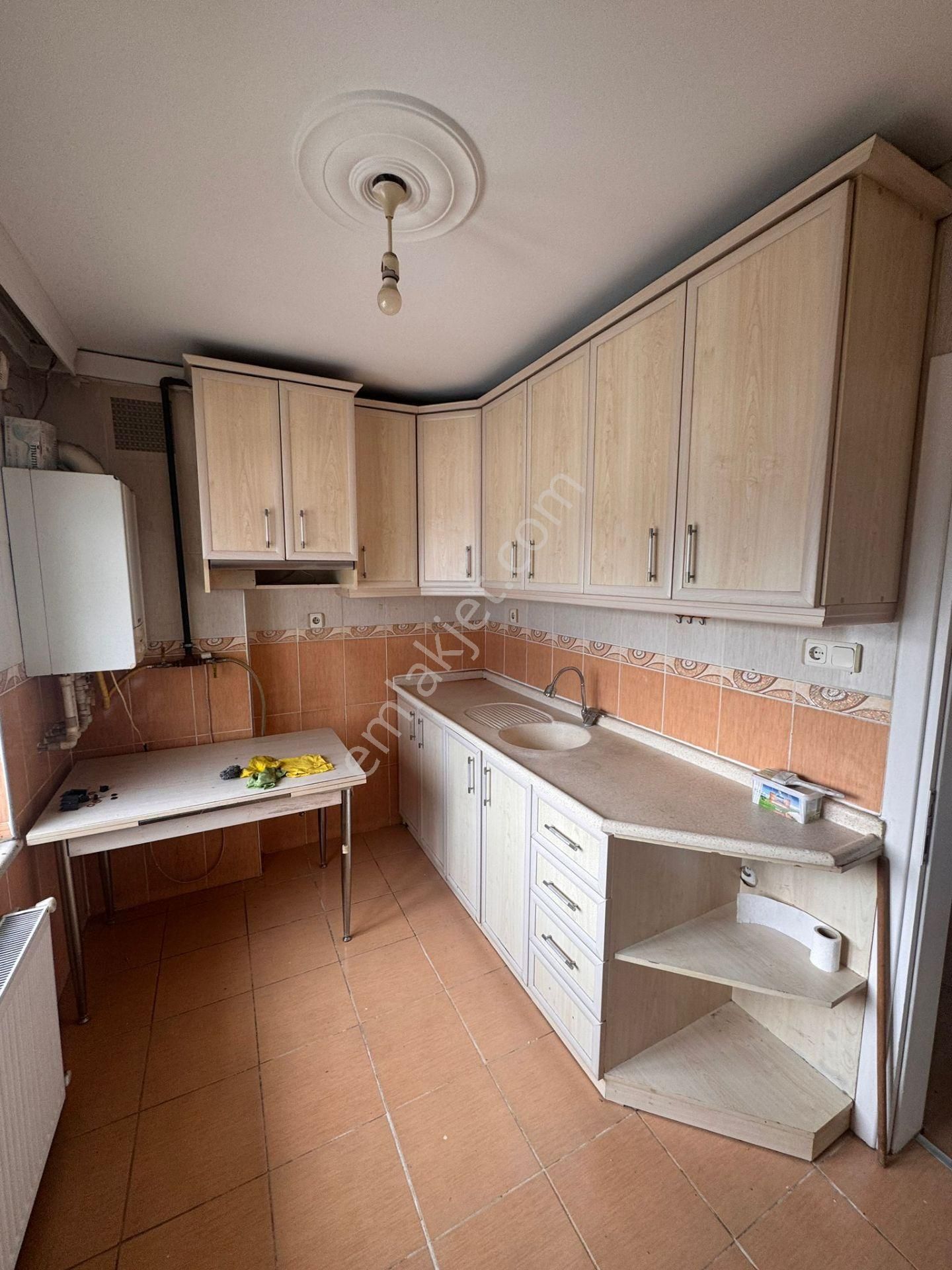 Beyazıt Mahallesin'de 2+1 Kiralık Daireler - Görsel 13