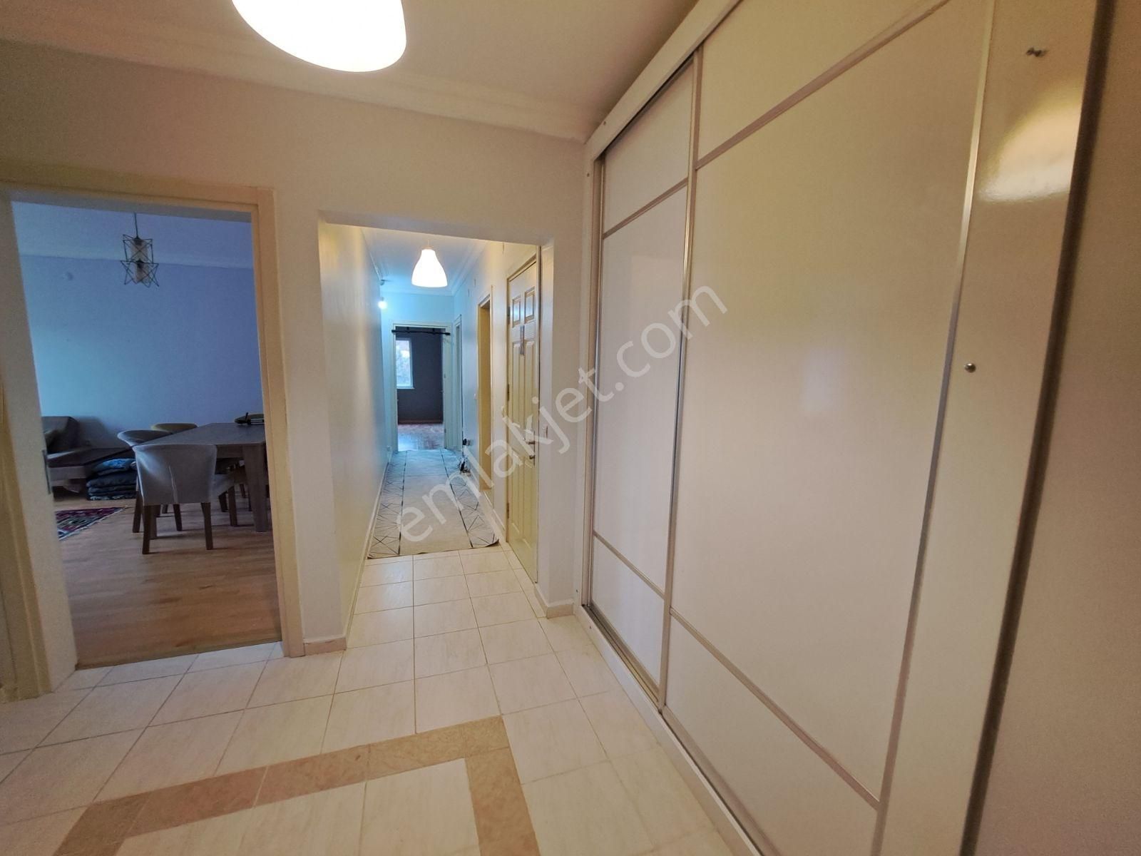 Turkuaz Yapılı Bakımlı 1 Bölge Canan Market Yakını 3+1 - Görsel 8