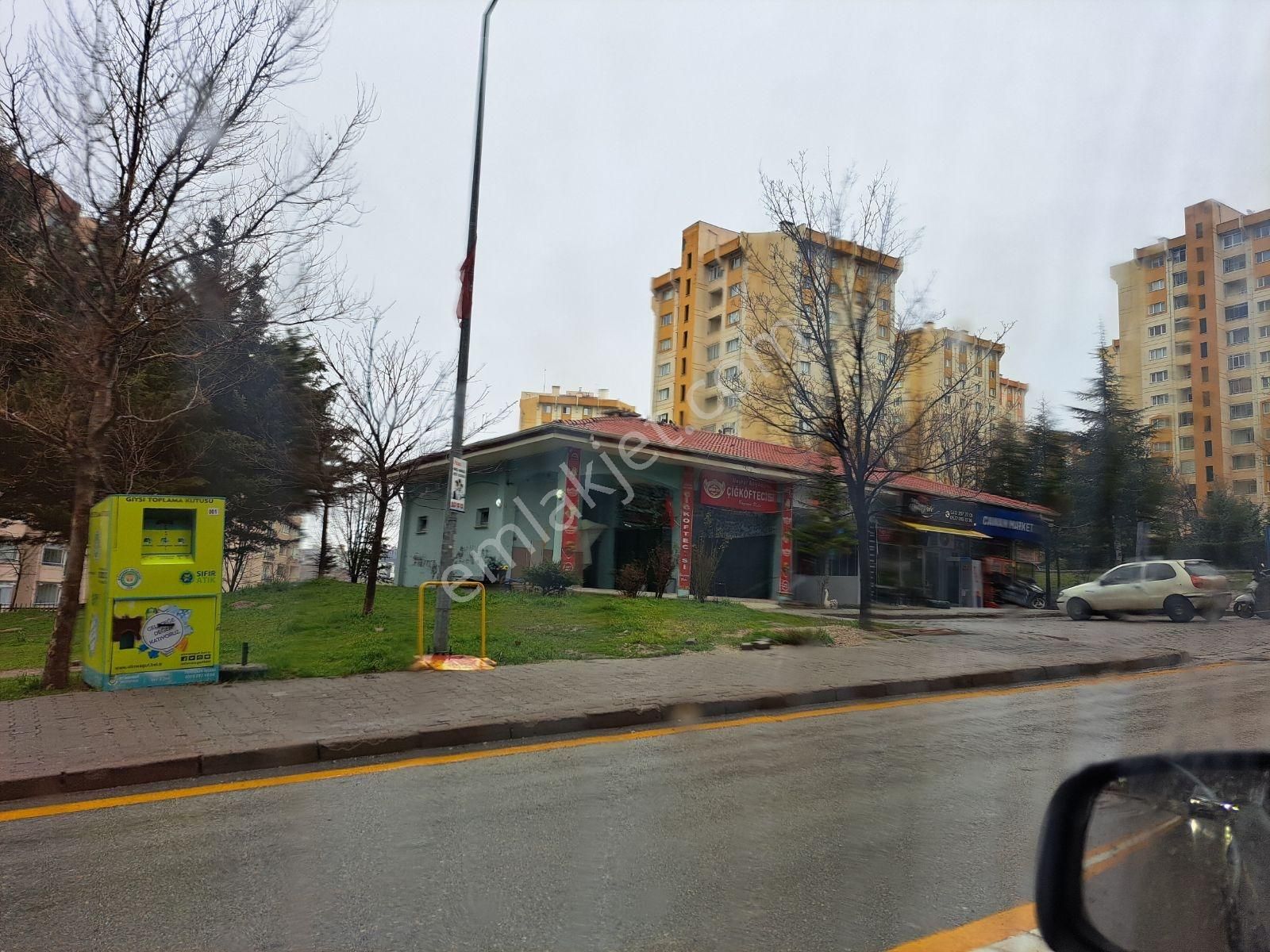 Turkuaz Yapılı Bakımlı 1 Bölge Canan Market Yakını 3+1 - Görsel 17