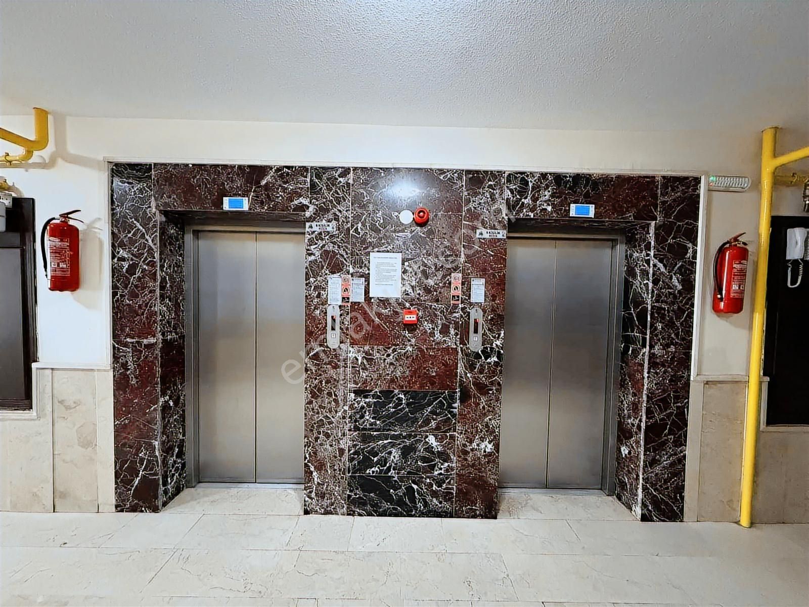 Ihlamur Adasında Park Manzaralı 2+1 - Görsel 22