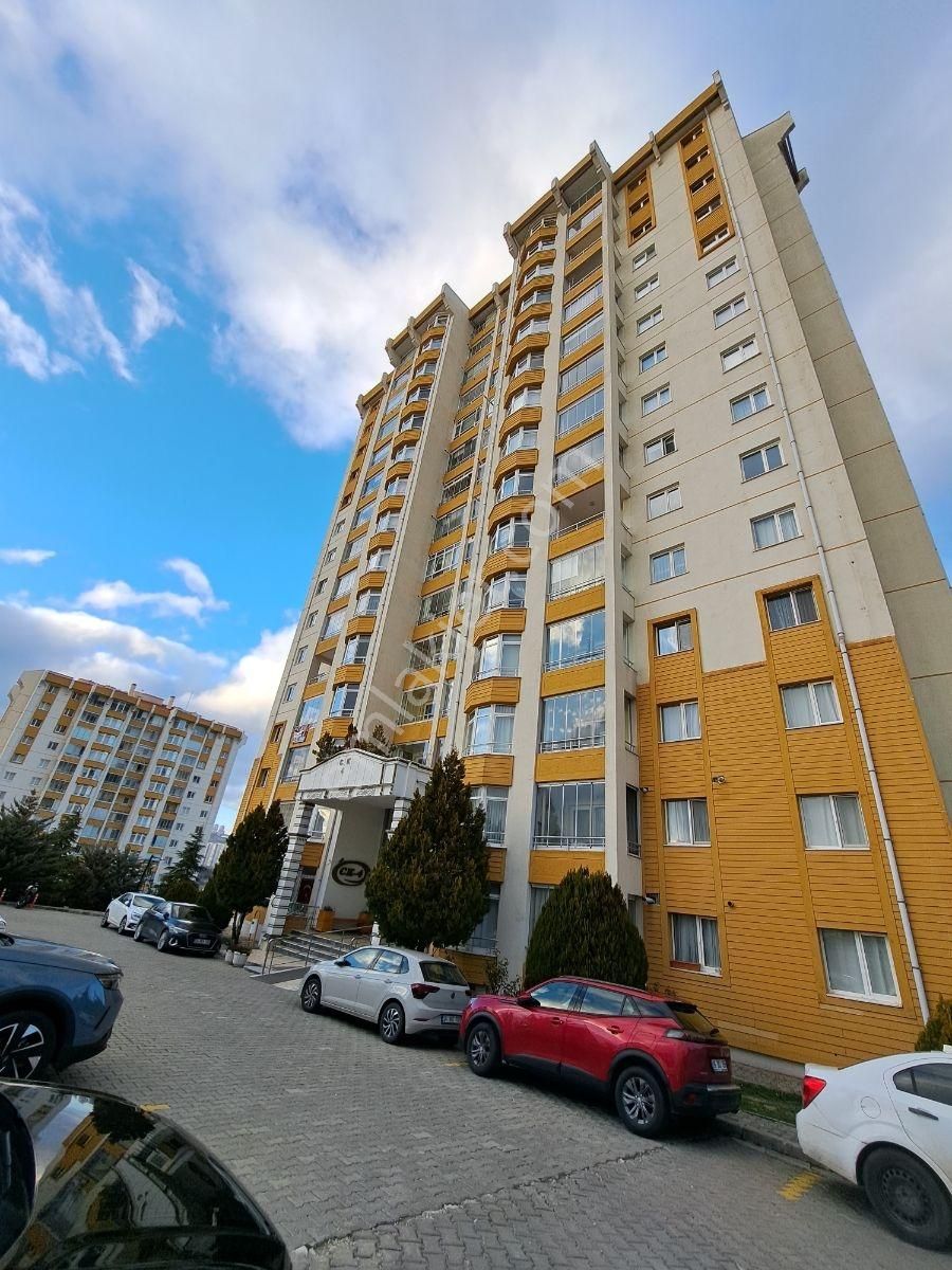 Turkuaz'da Mükemmel Konumda Boş Kullanıma Hazır 4+1