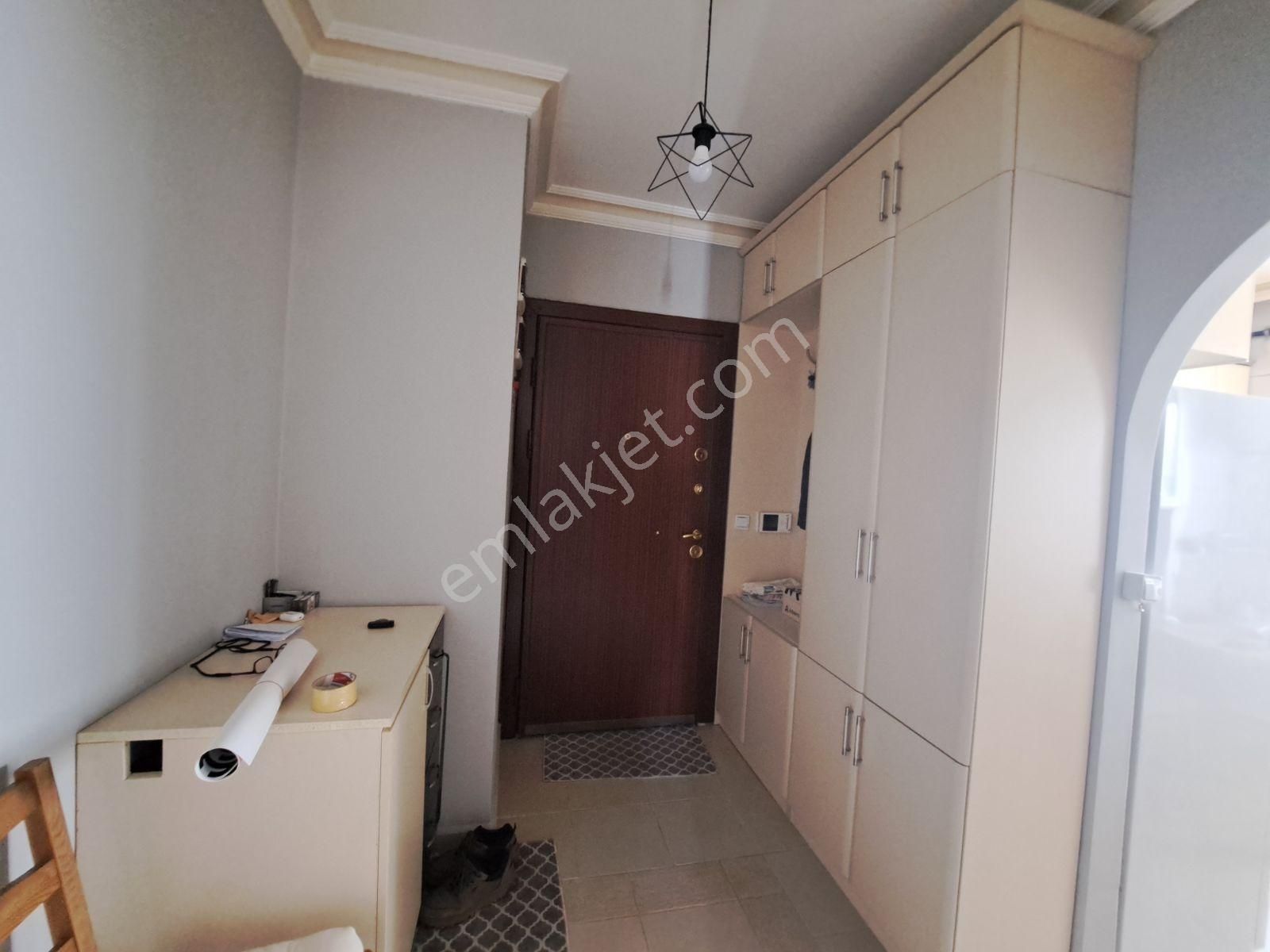 Turkuaz'da Cadde Üzeri Yapılı Güney Cephe 2+1 - Görsel 14