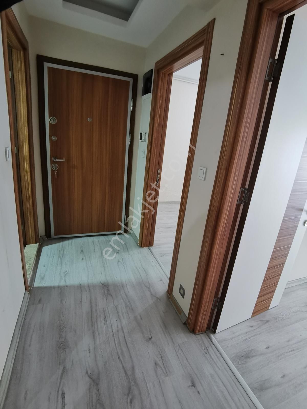 Şemikler İzban Ve Anadolu Cad.yakını Arakat Kiralık 2+1 Daire - Görsel 10