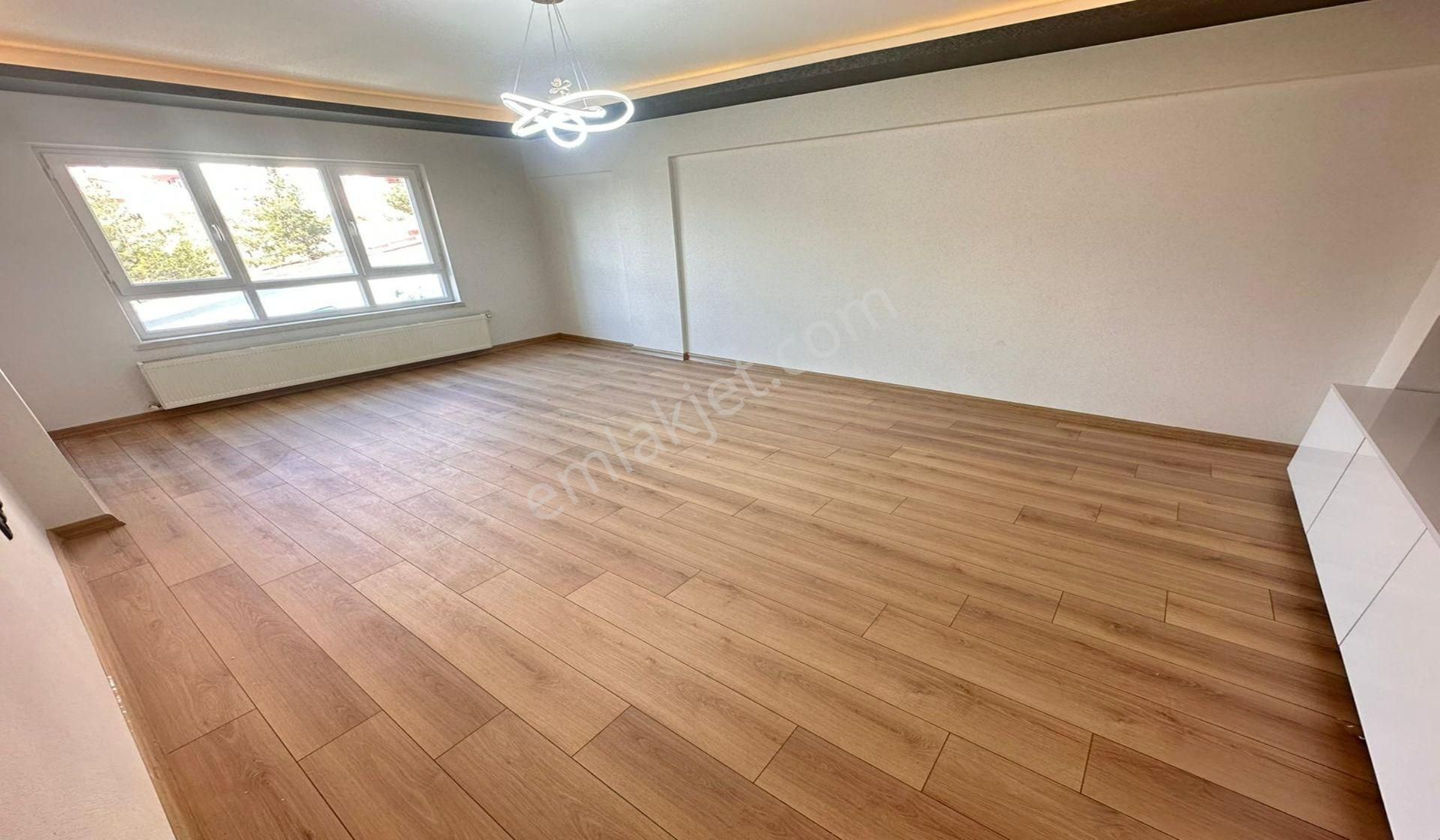 Osmangazide Katta 3+1 Lüx Mimari Yapılı Asansörlü - Görsel 10