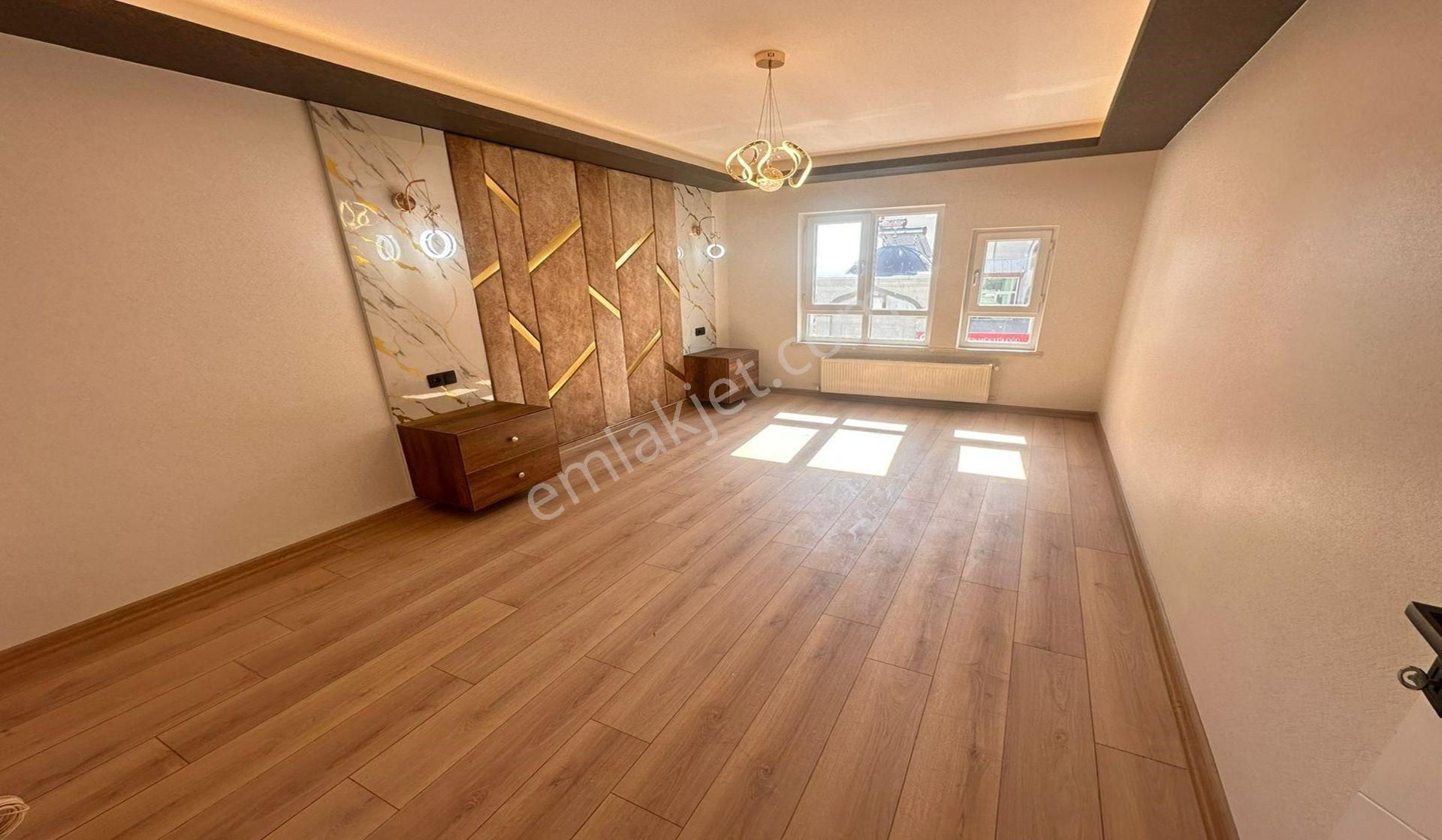 Osmangazide Katta 3+1 Lüx Mimari Yapılı Asansörlü - Görsel 8