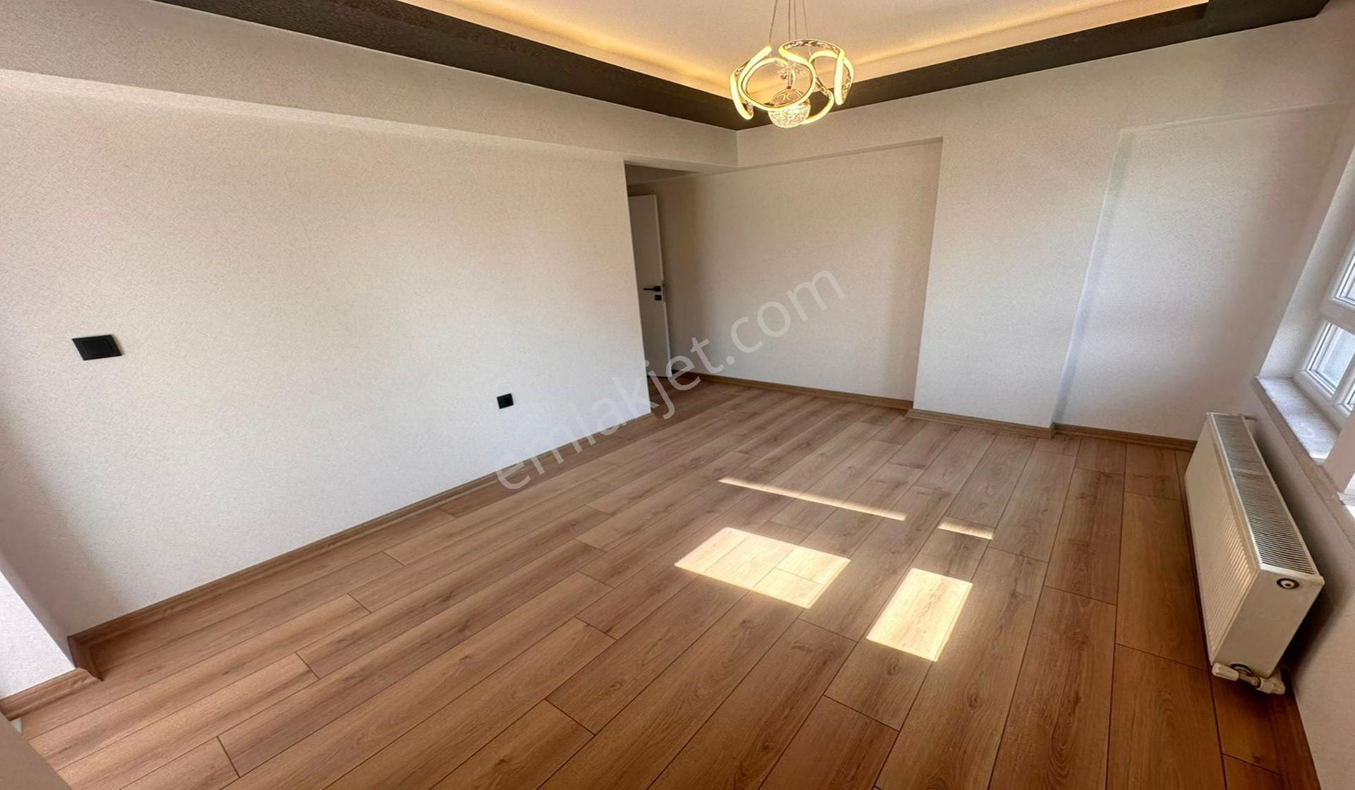 Osmangazide Katta 3+1 Lüx Mimari Yapılı Asansörlü - Görsel 11