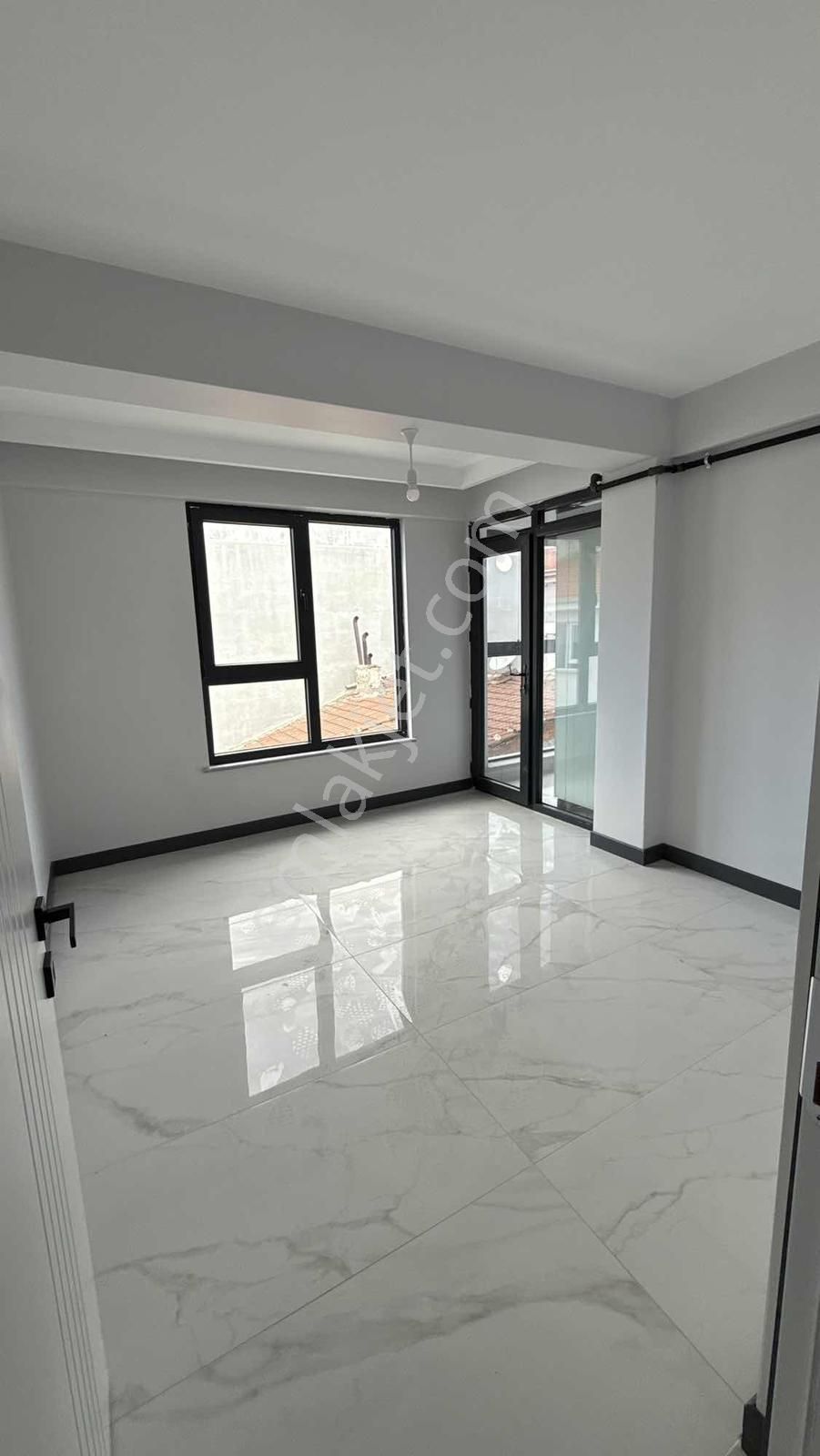 Konum Harikası / Çift Girişli / Geniş 150 M² Dubleks - Görsel 2