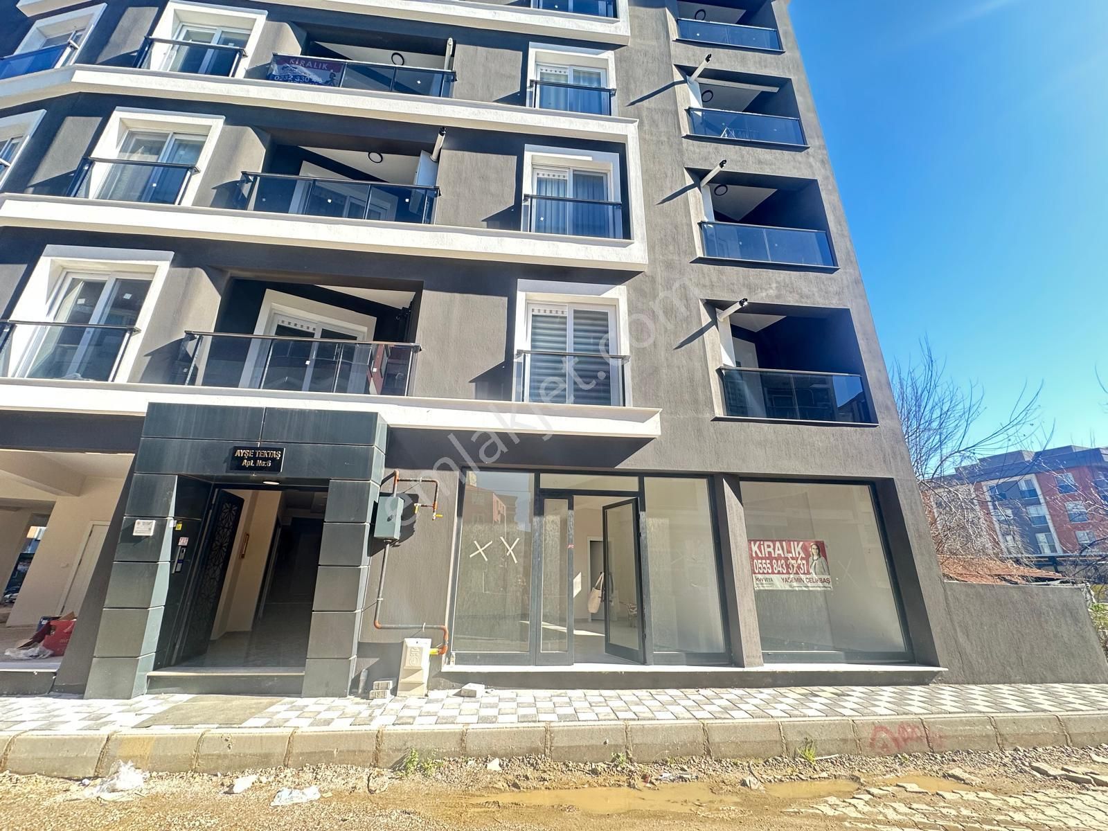 Seyrek'te Merkezi Konum Da Kiralık Dükkan - Görsel 17