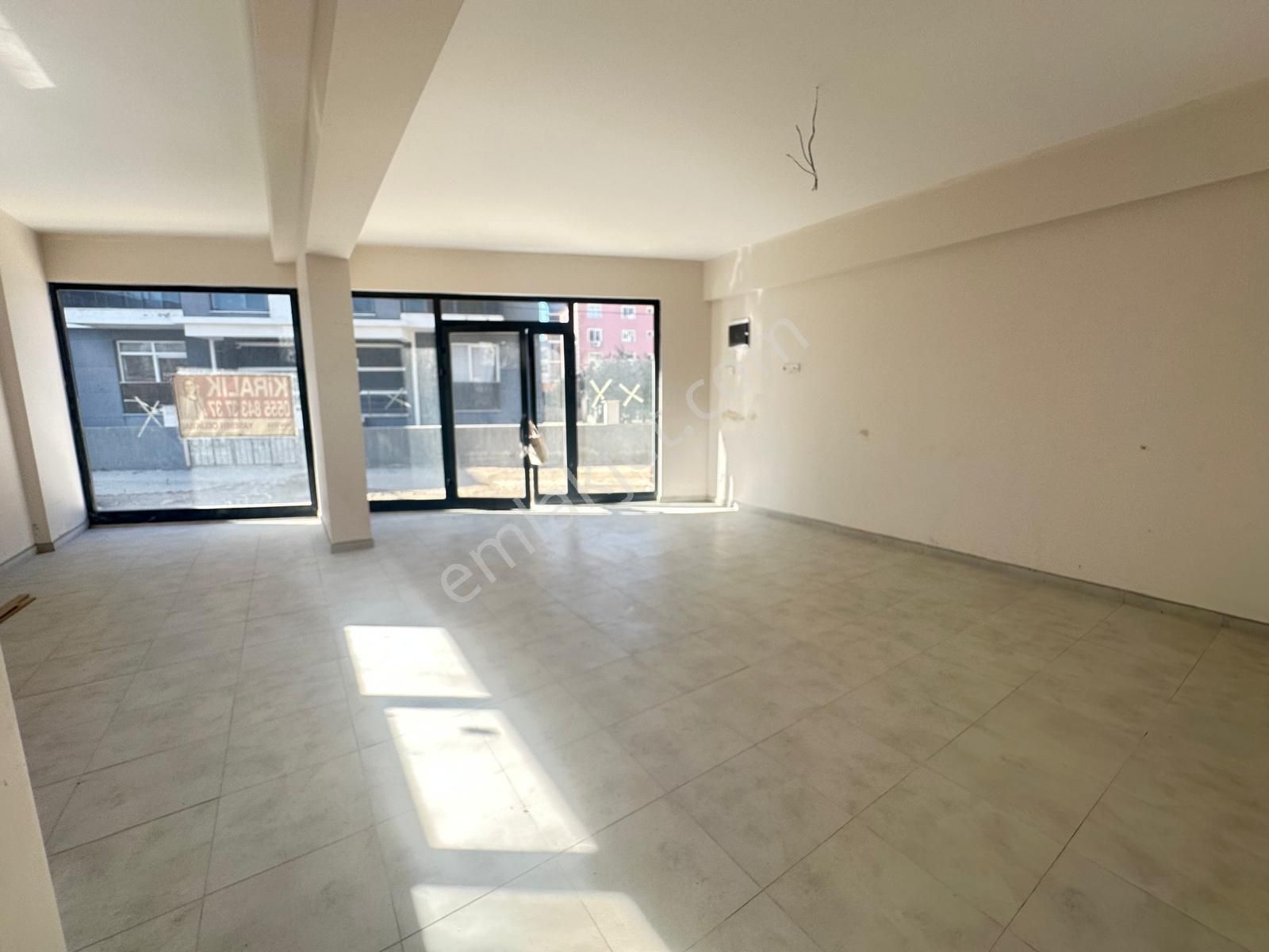 Seyrek'te Merkezi Konum Da Kiralık Dükkan - Görsel 11