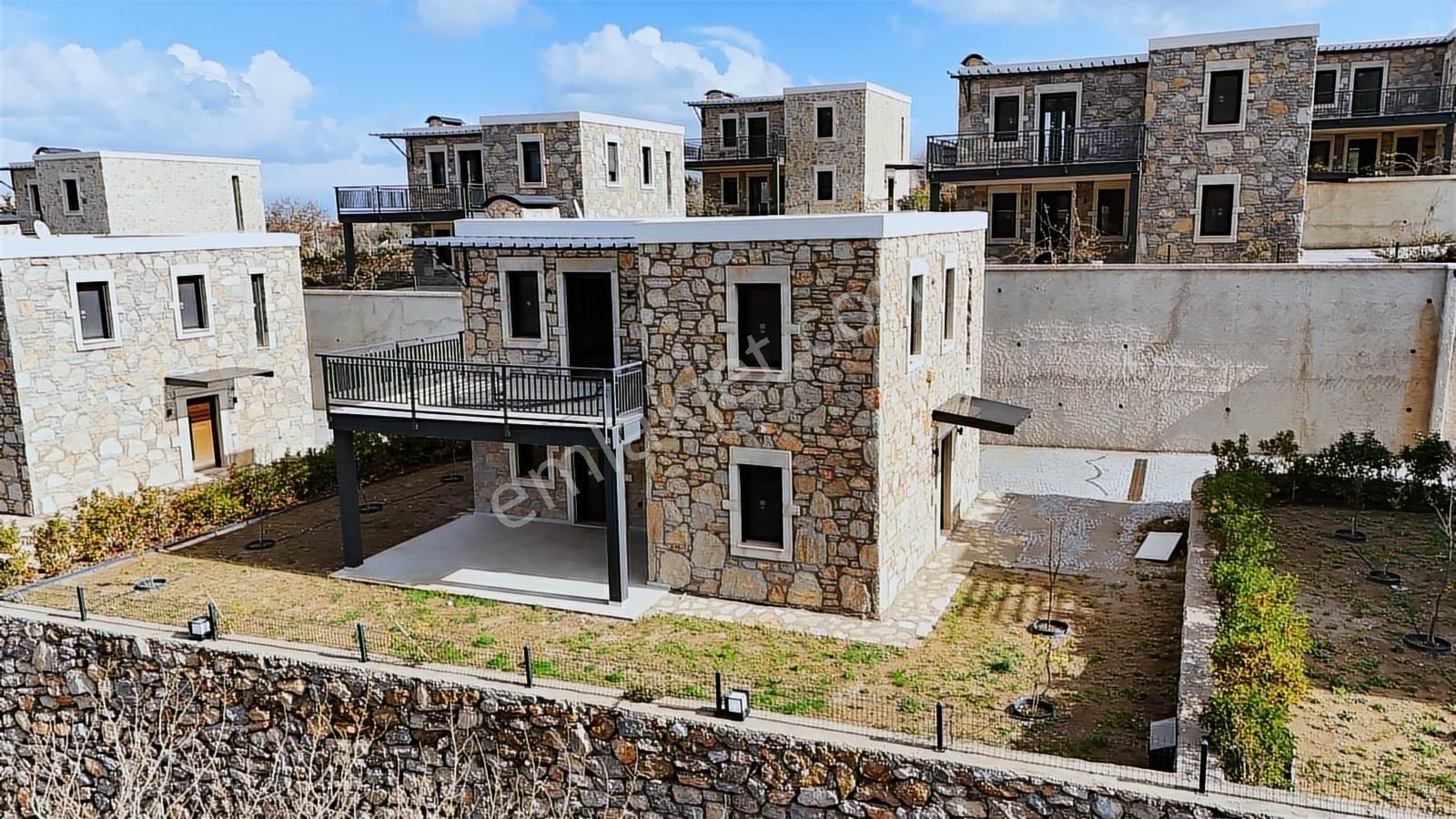 Eski Datça'da Modern Taş Mimari | 500 M² Arsa Payı 3+1 Villa - Görsel 21