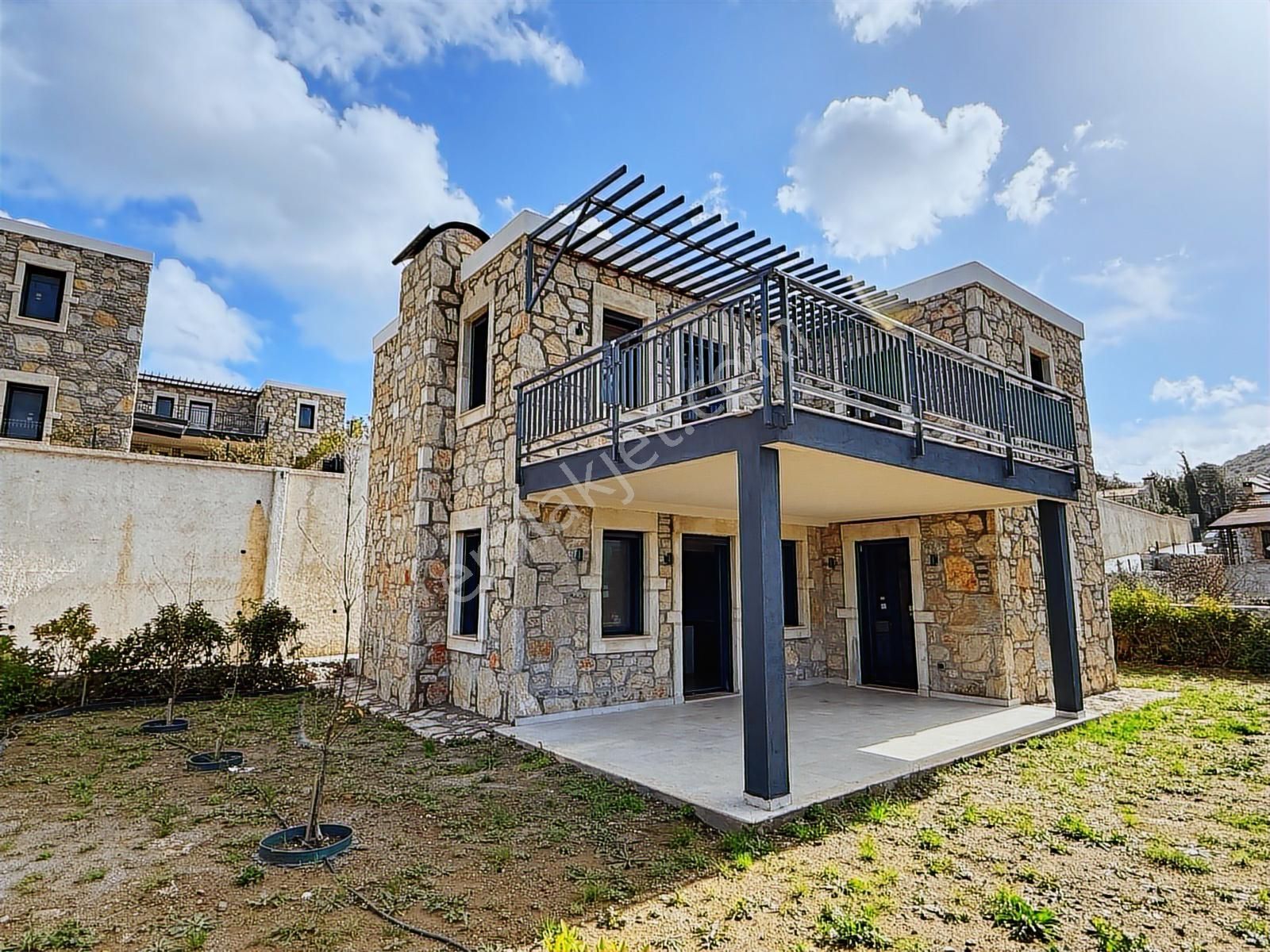 Eski Datça'da Modern Taş Mimari | 500 M² Arsa Payı 3+1 Villa - Görsel 32