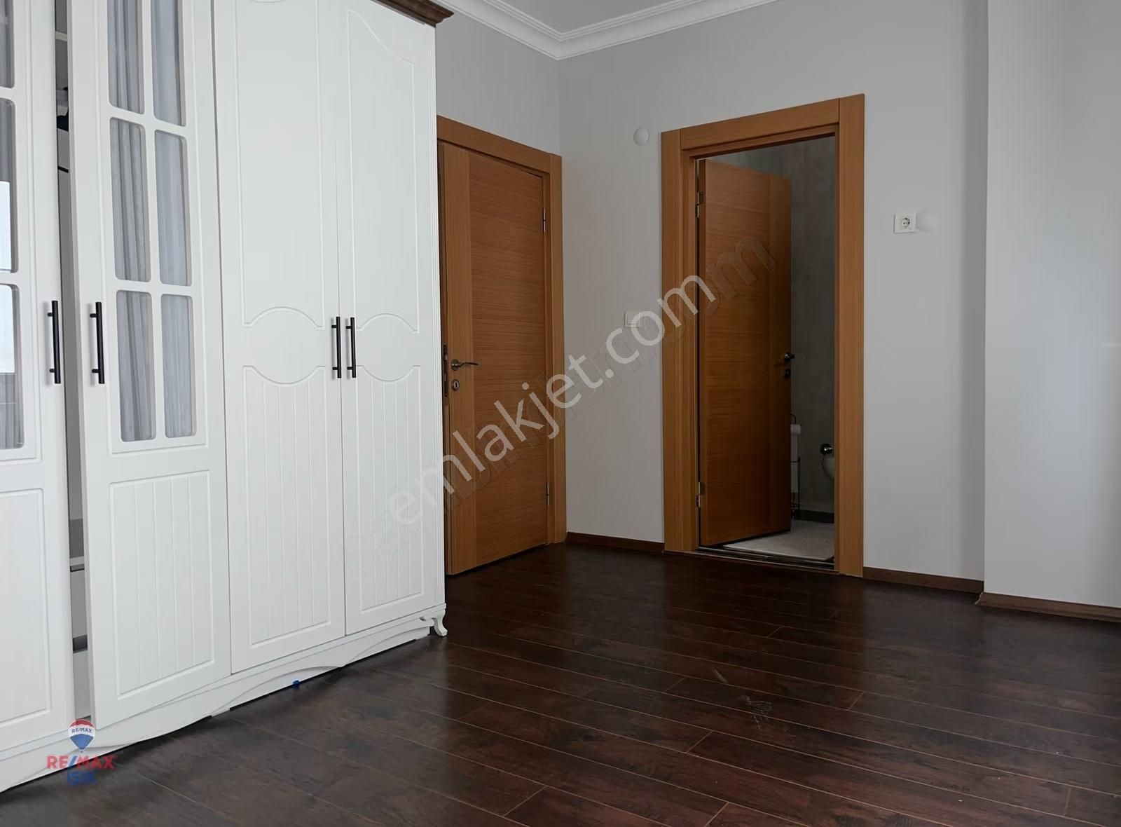 Sapanbağları'nda Yeni Binada Geniş,ferah,ebeveyn Banyolu 3+1 - Görsel 19