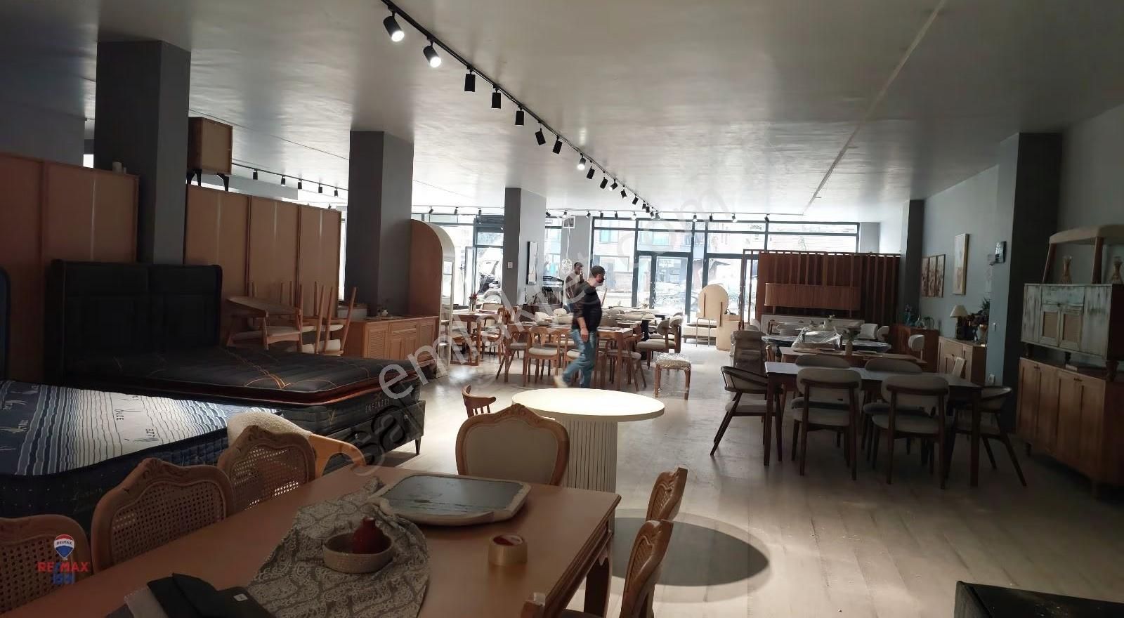 Ana Cadde Üzeri 500 M Kapalı 500 M Açık Alanlı Dükkan Mağaza - Görsel 25